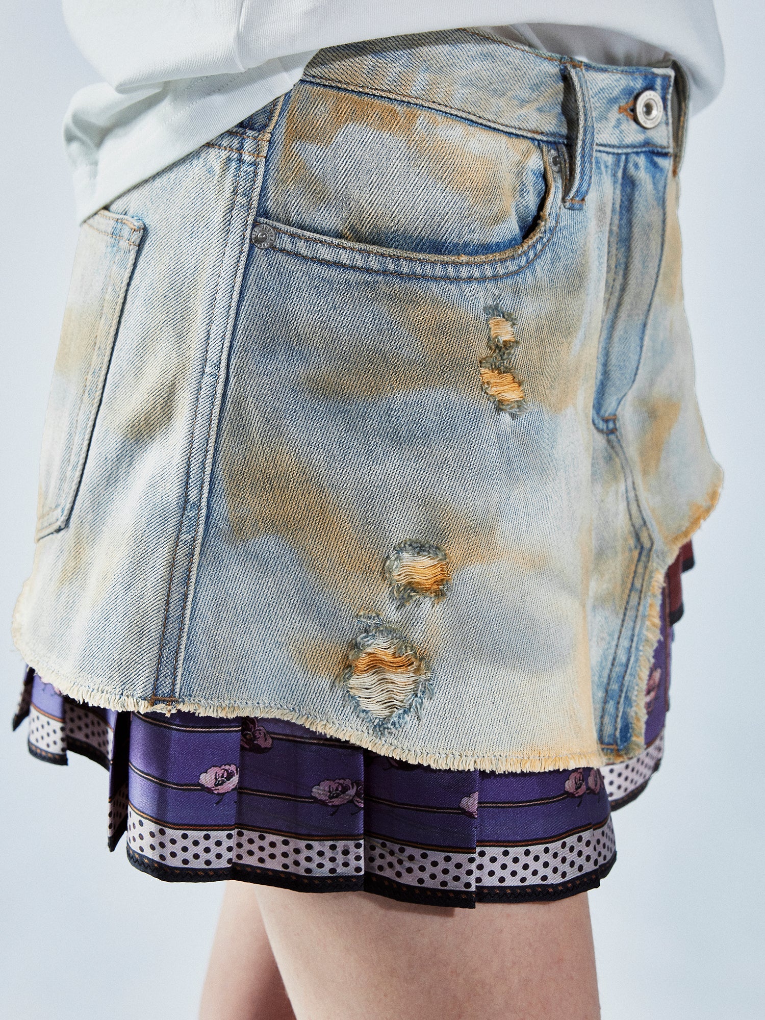 Pleated scarf denim skirt