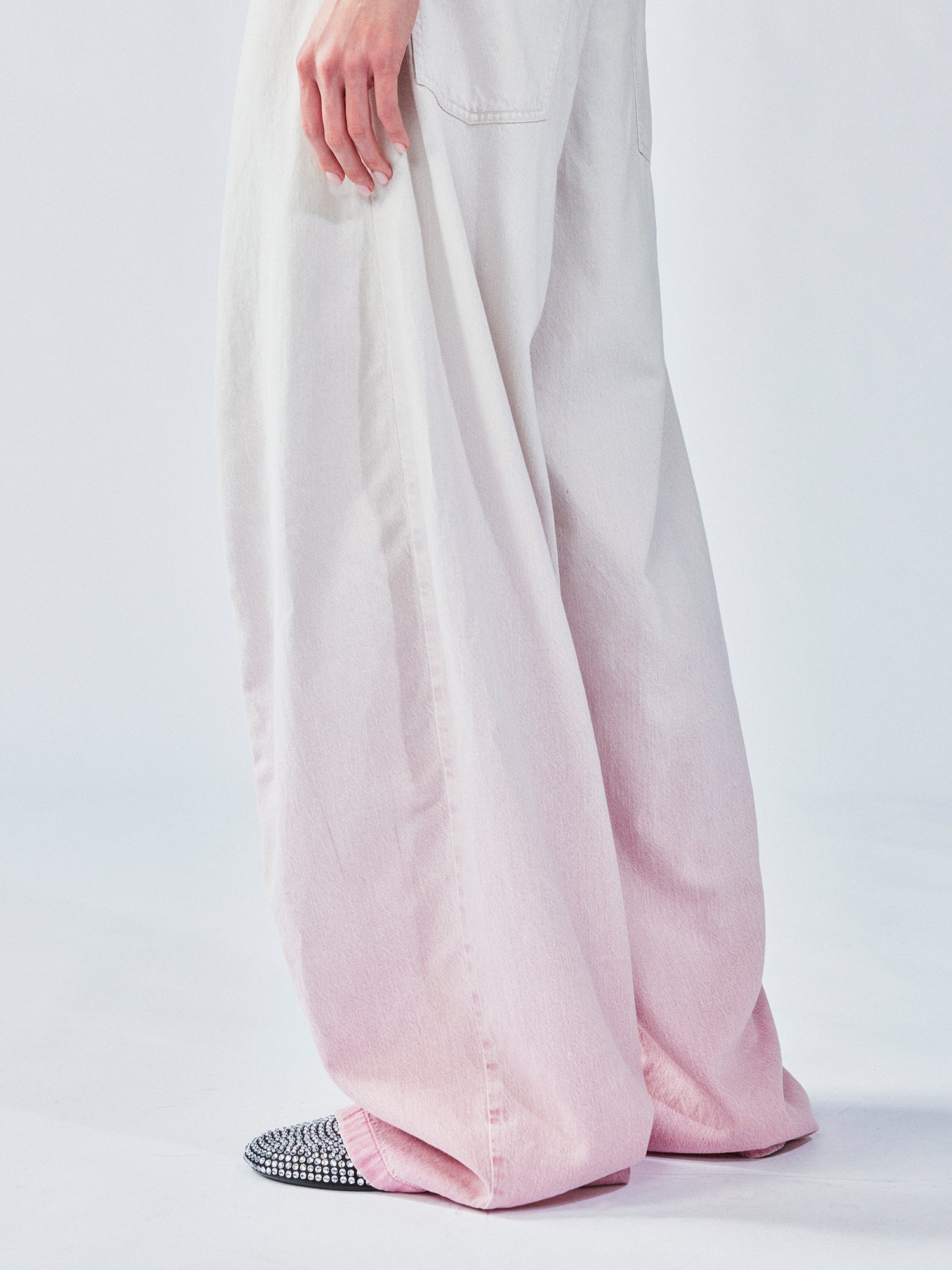 Gradient light pants