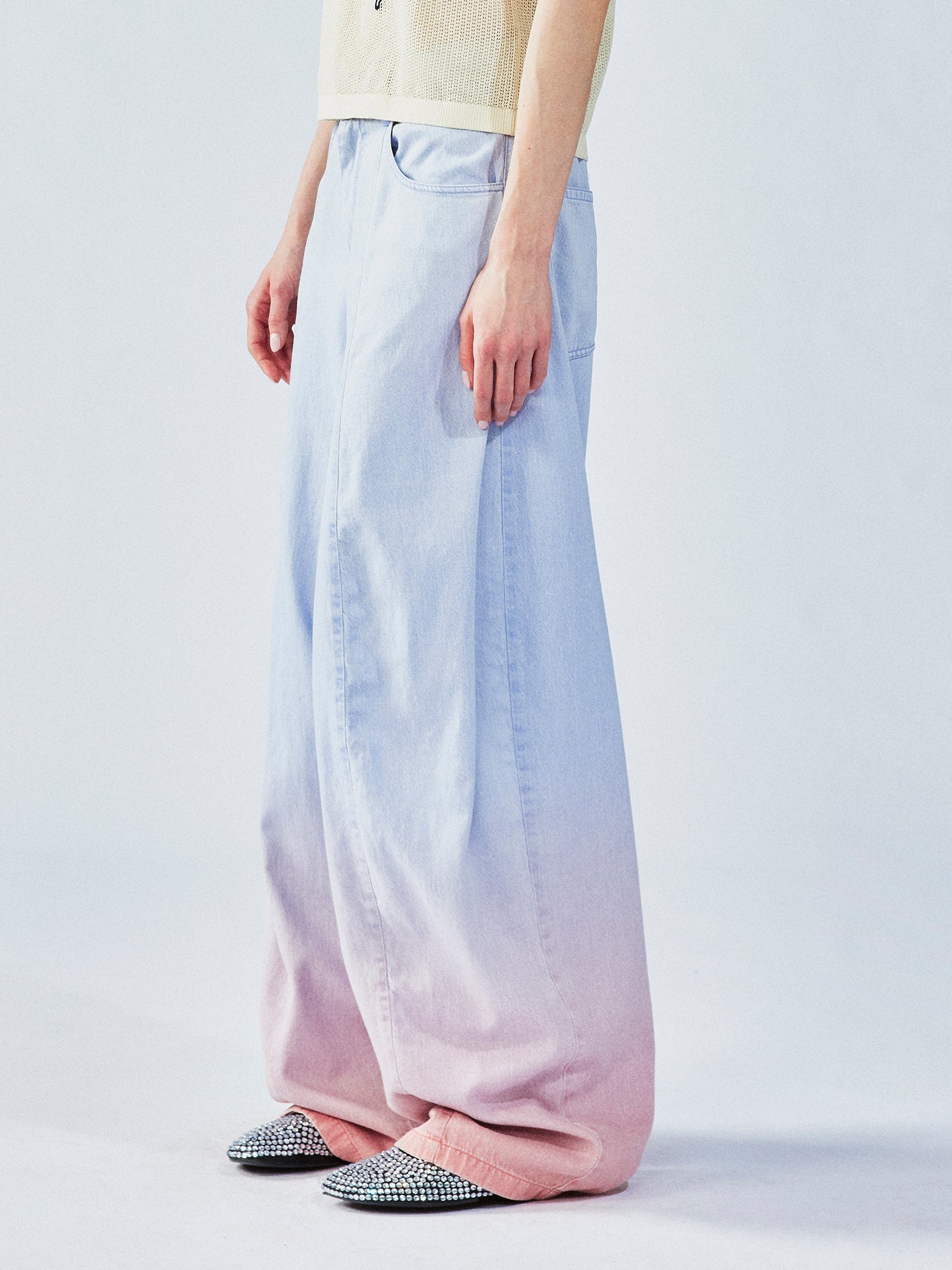 Gradient light pants