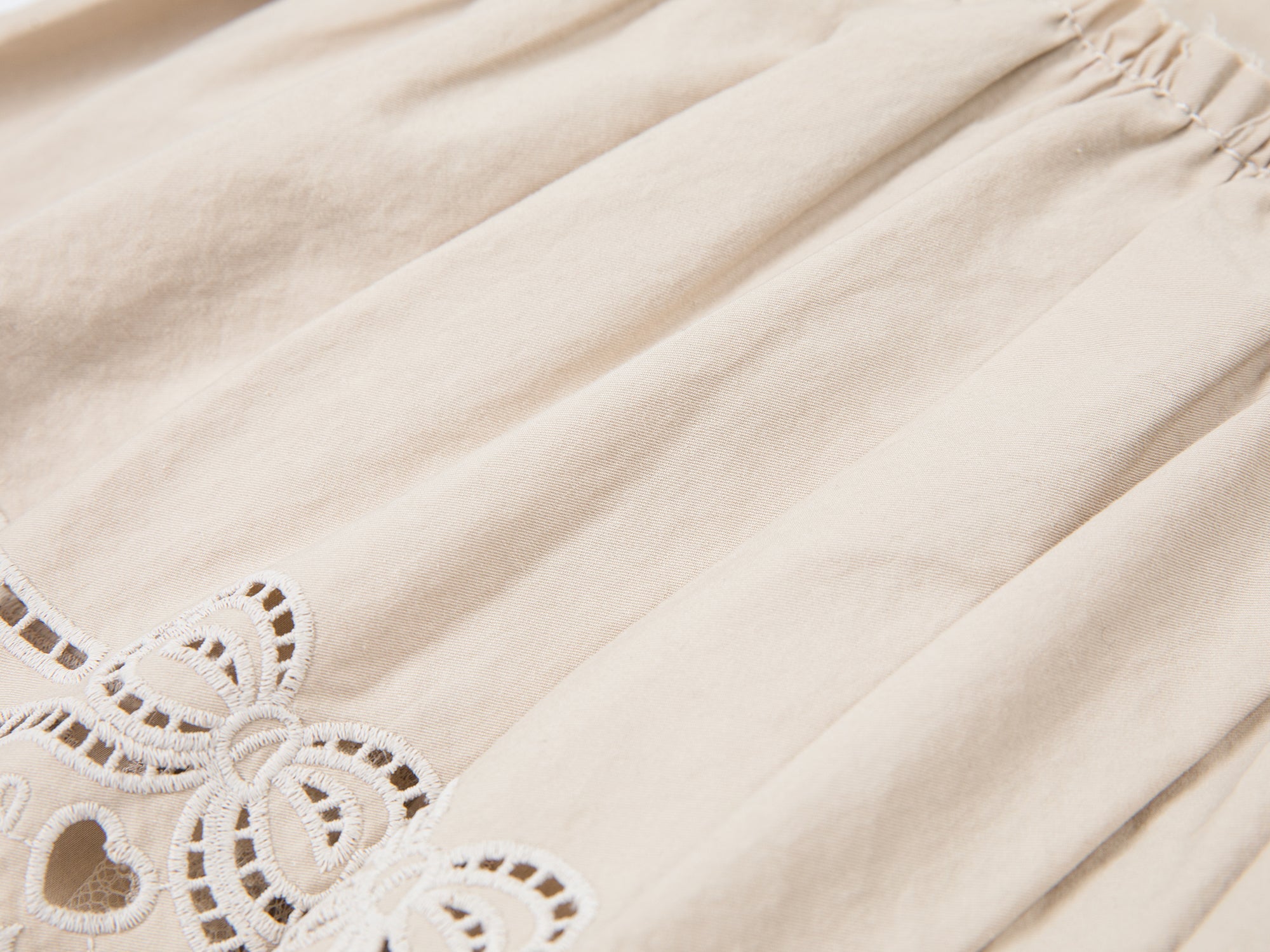 Hybrid pleated skort