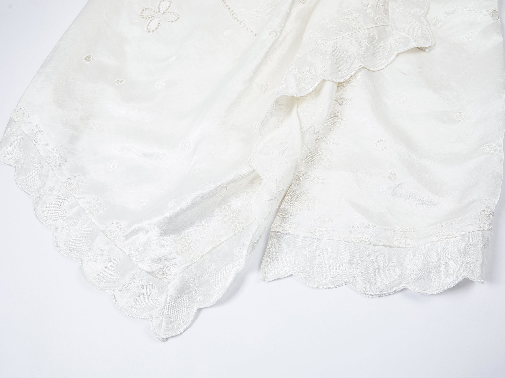 Openwork angel embroidery wrap skirt