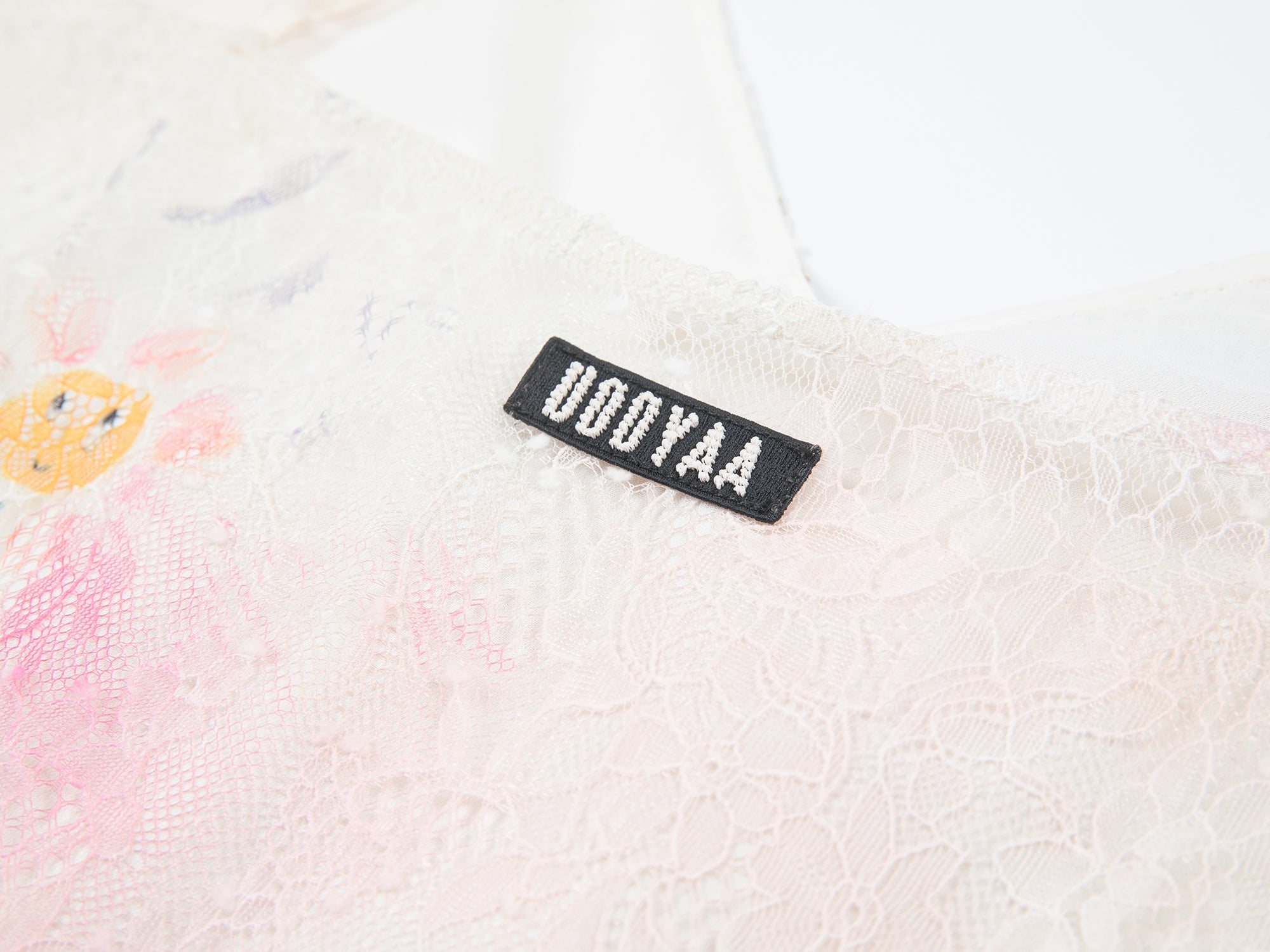 Dream graffiti lace tiered dress