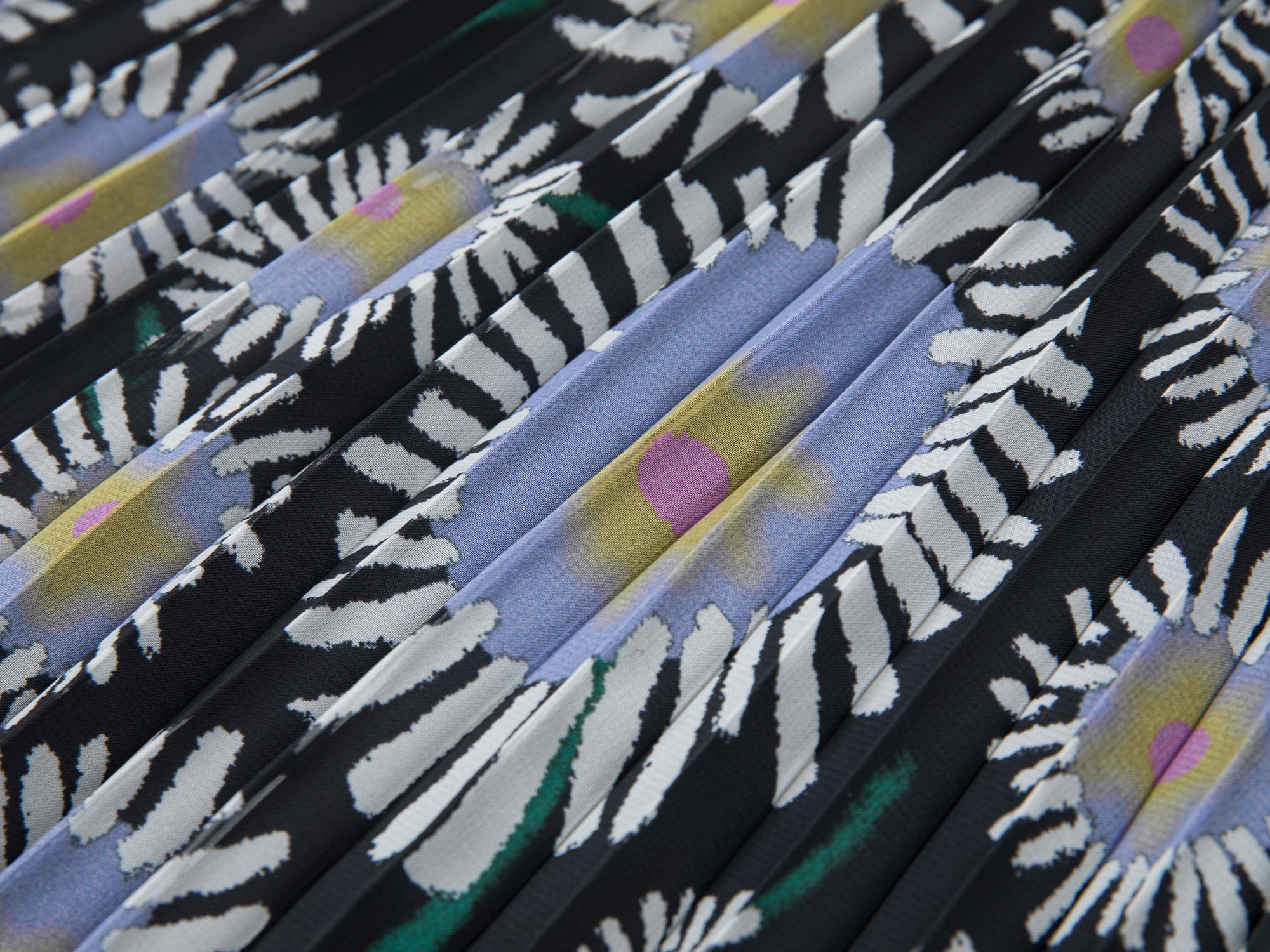 Dandelion print pleated skirt