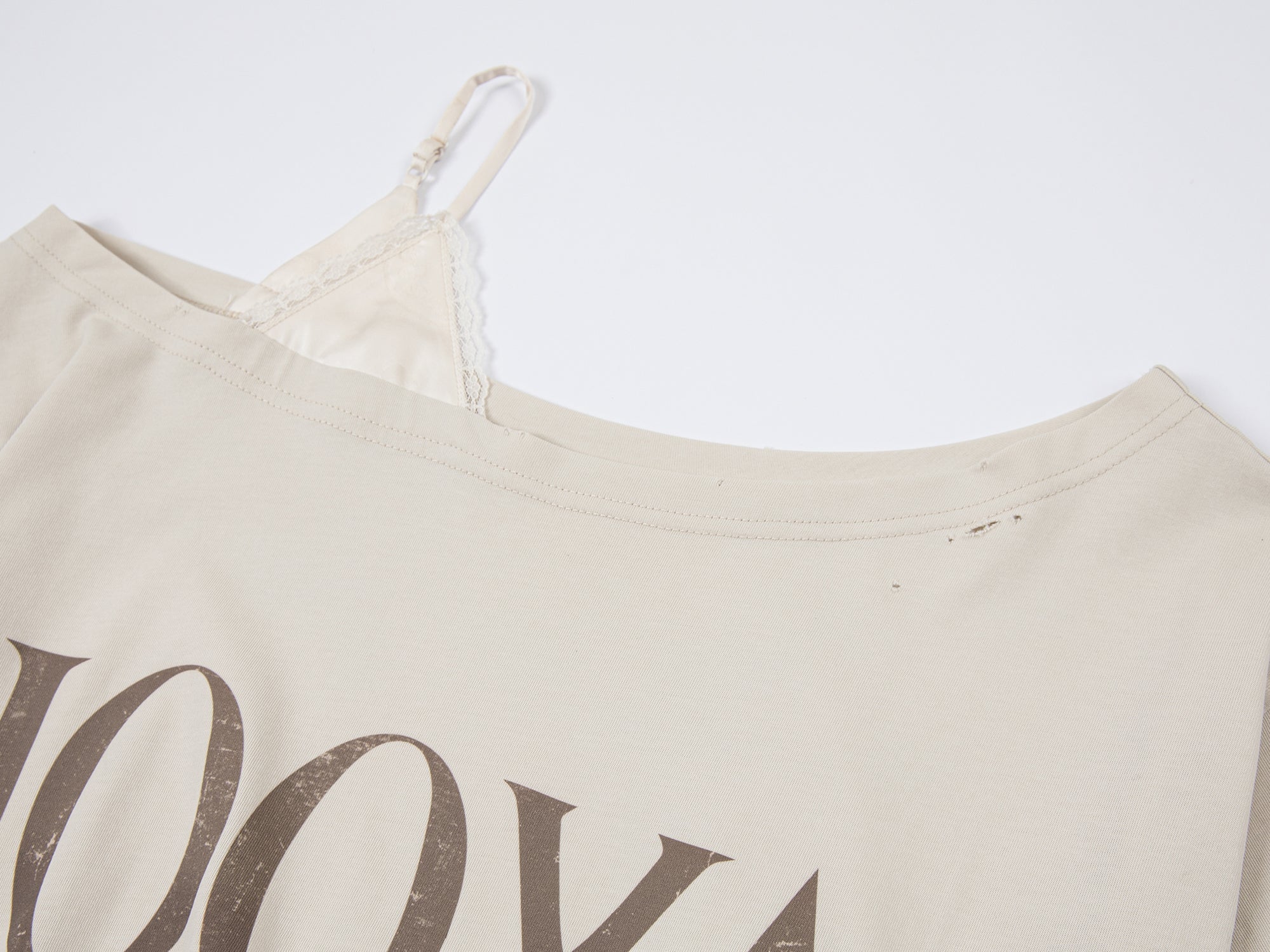 3D twist lace faux two-piece camisole tee