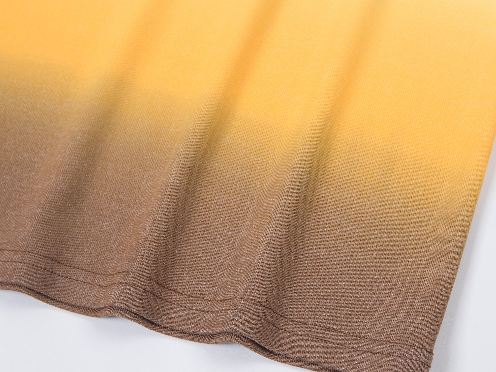 Gradient vest-layered tee