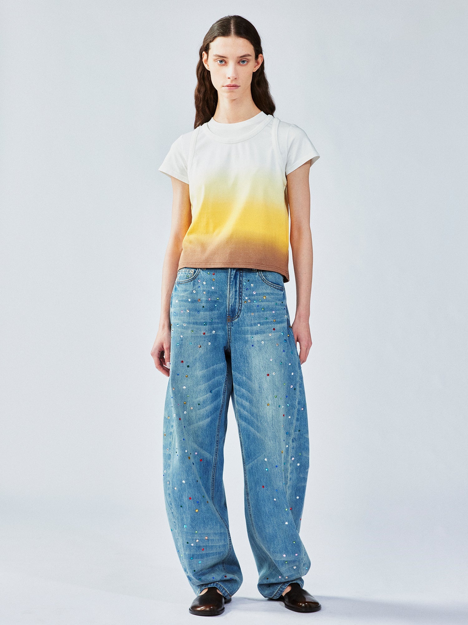 Gradient vest-layered tee