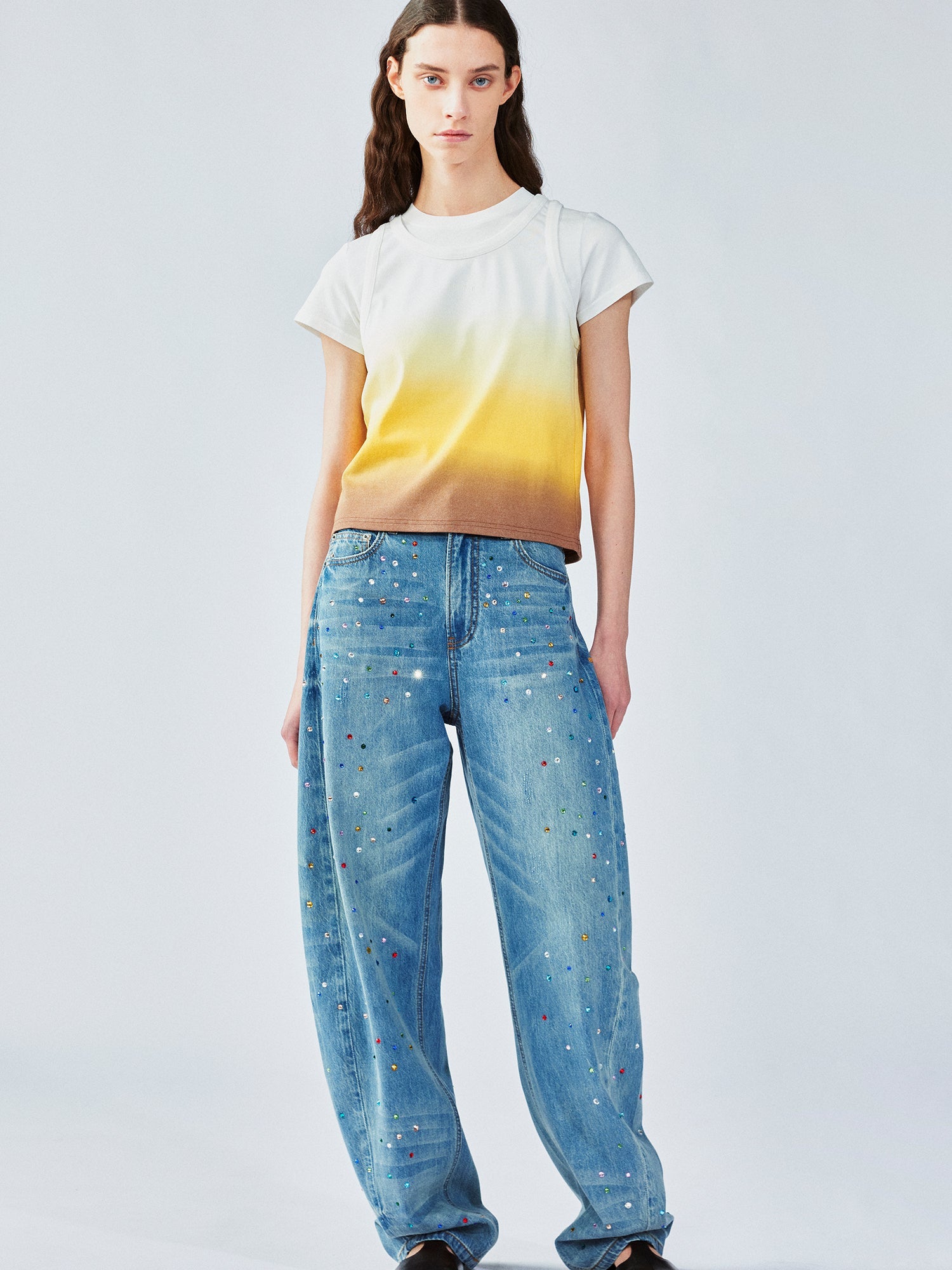 Gradient vest-layered tee