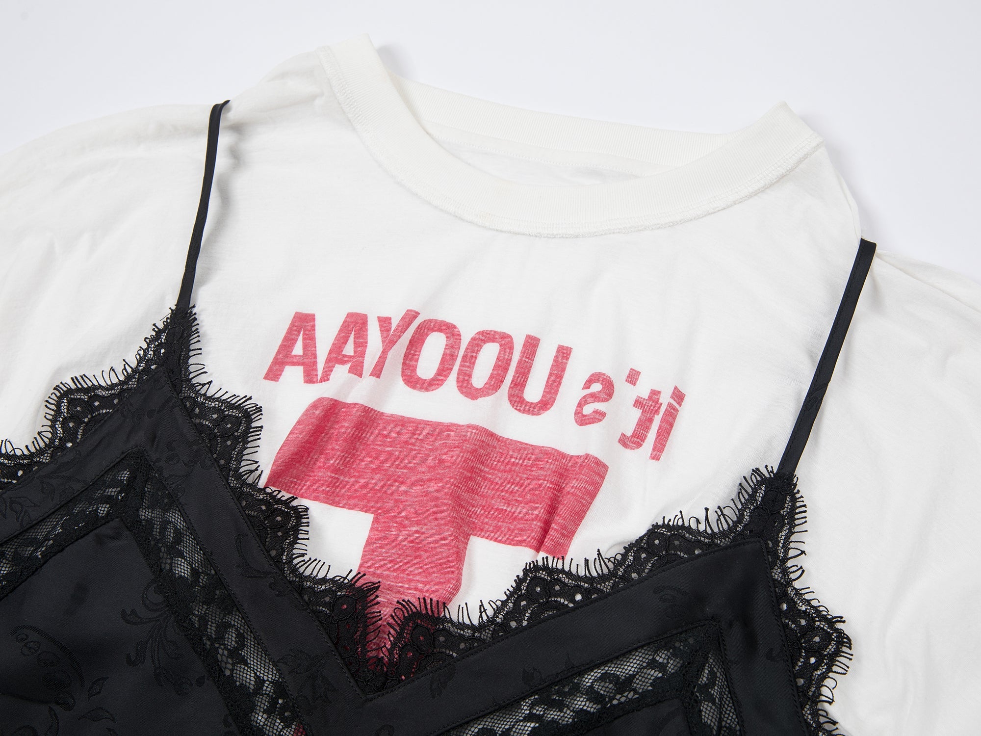 Layered sleeveless t-shirt pullover