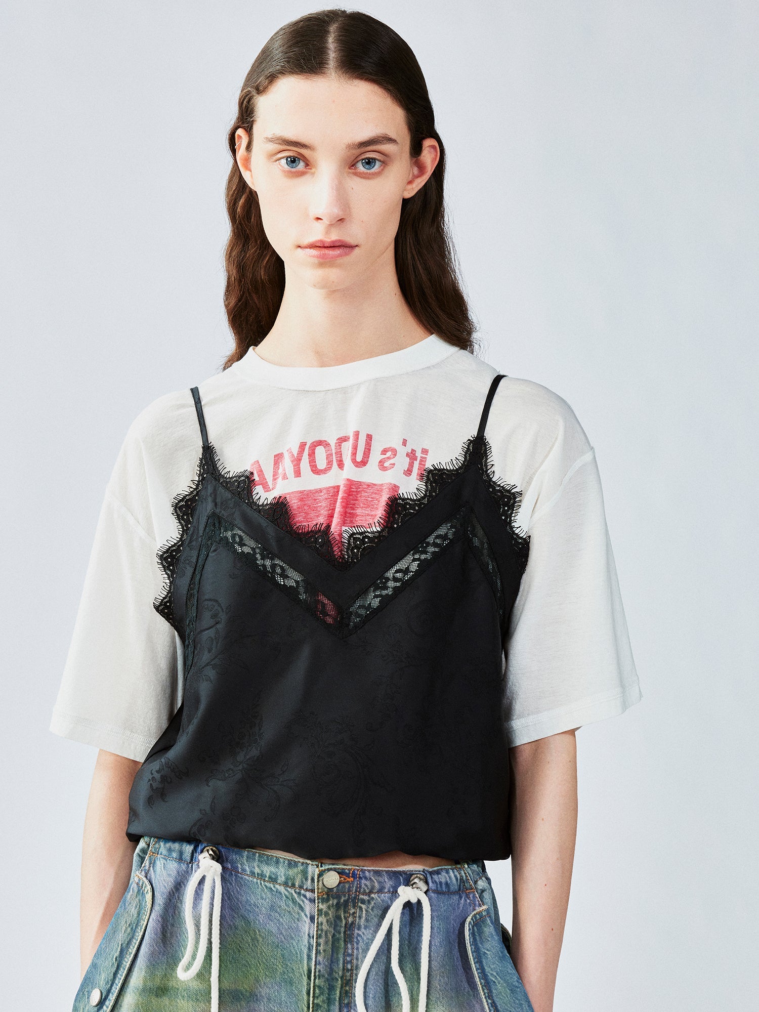 Layered sleeveless t-shirt pullover