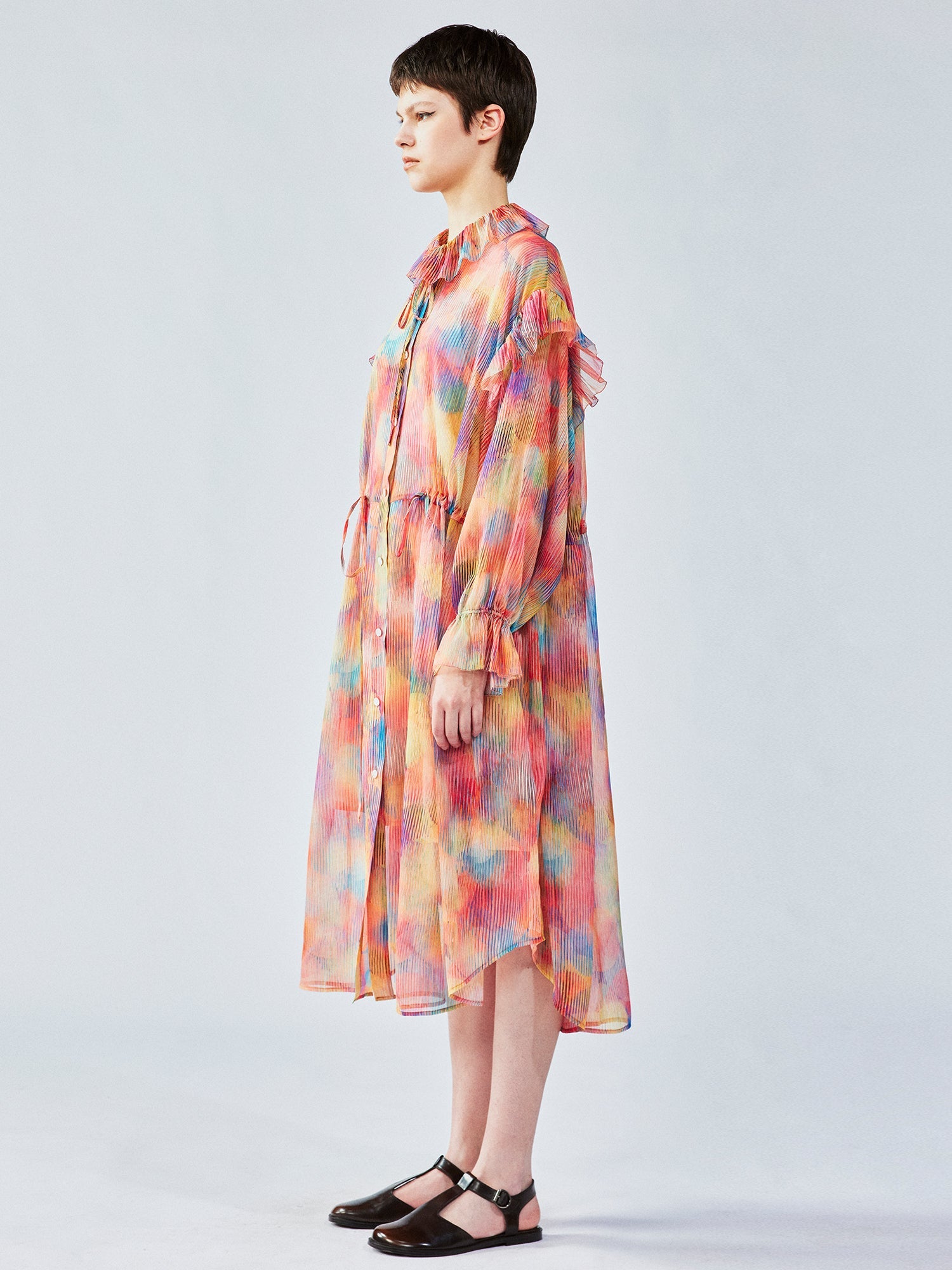 Dreamy light ruffle collar dress