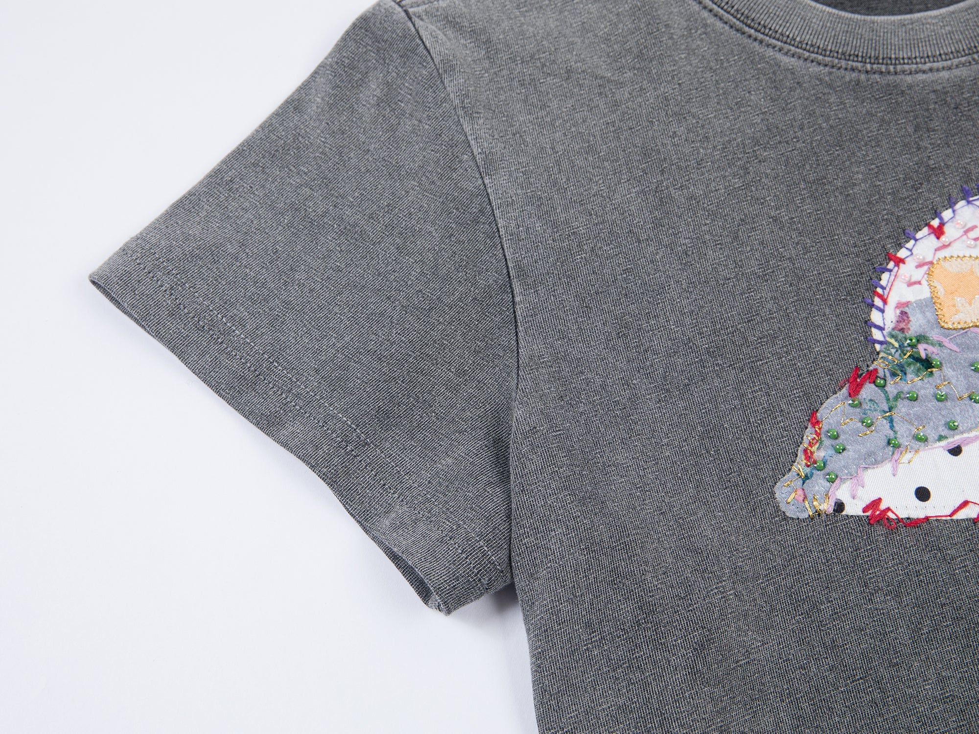 UFO cat appliqué embroidery tee