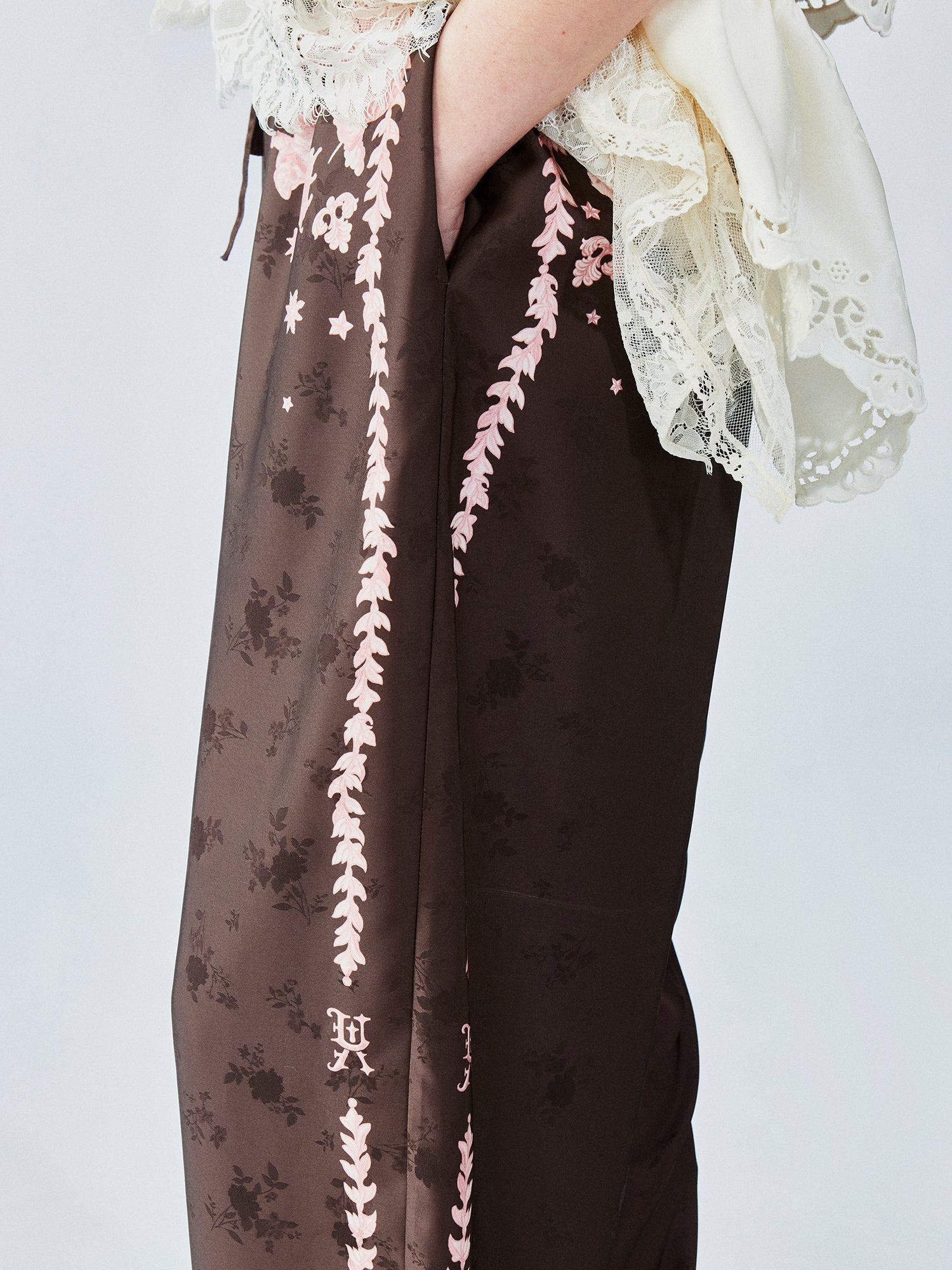 UFO cat jacquard pants