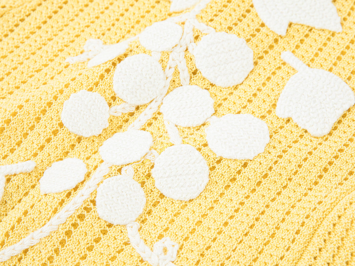 Food & love granny-style knitted sweater