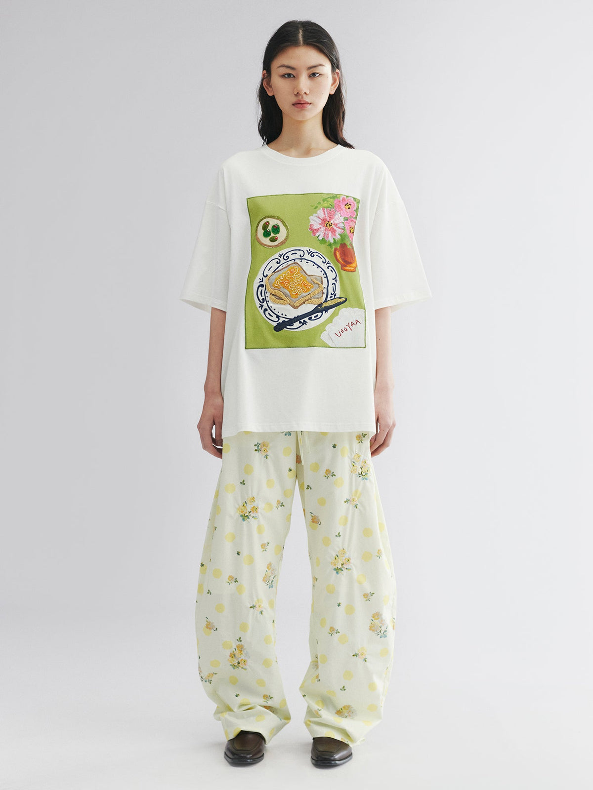 Toast & olive breakfast graphic tee