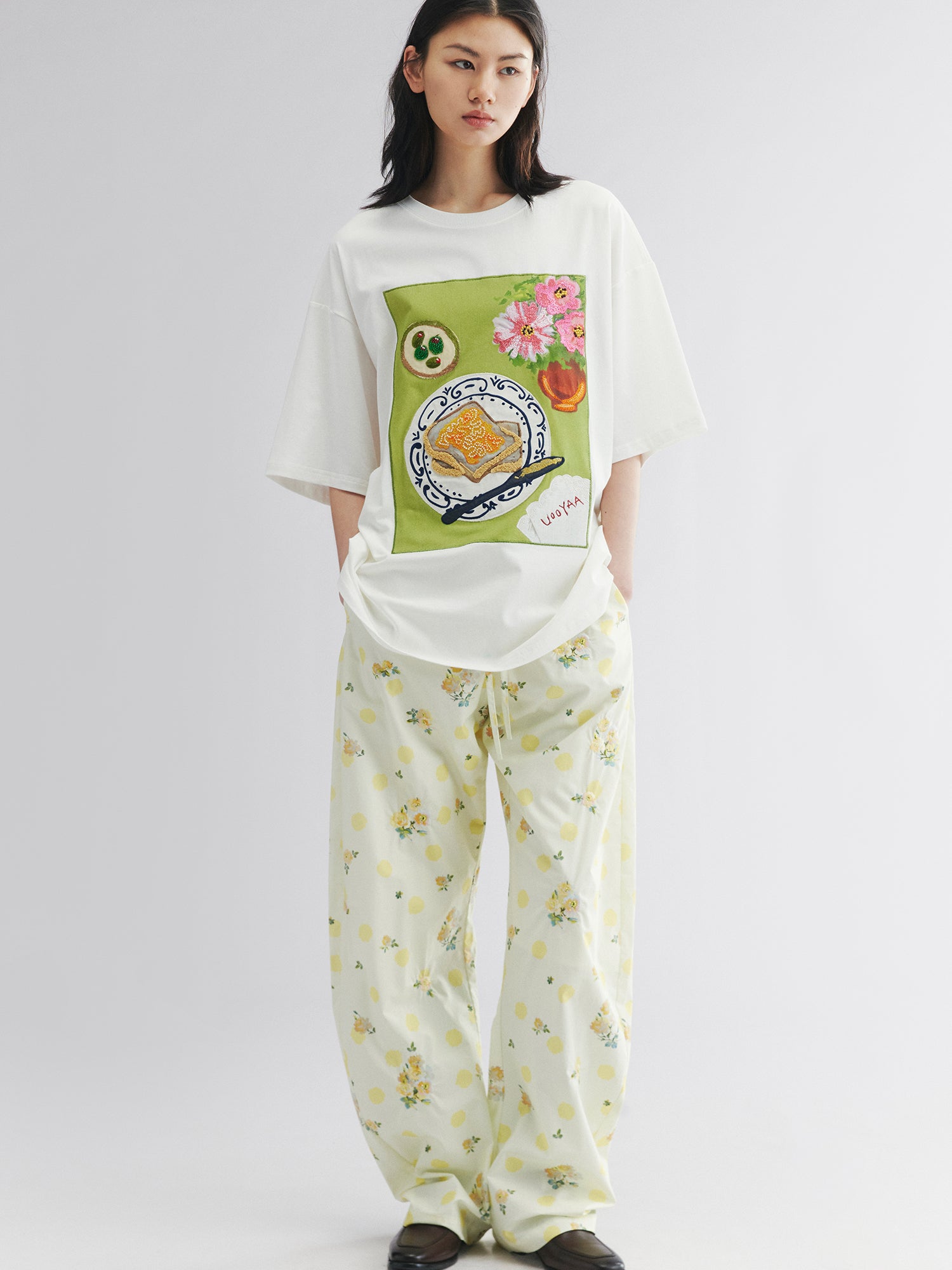 Toast & olive breakfast graphic tee