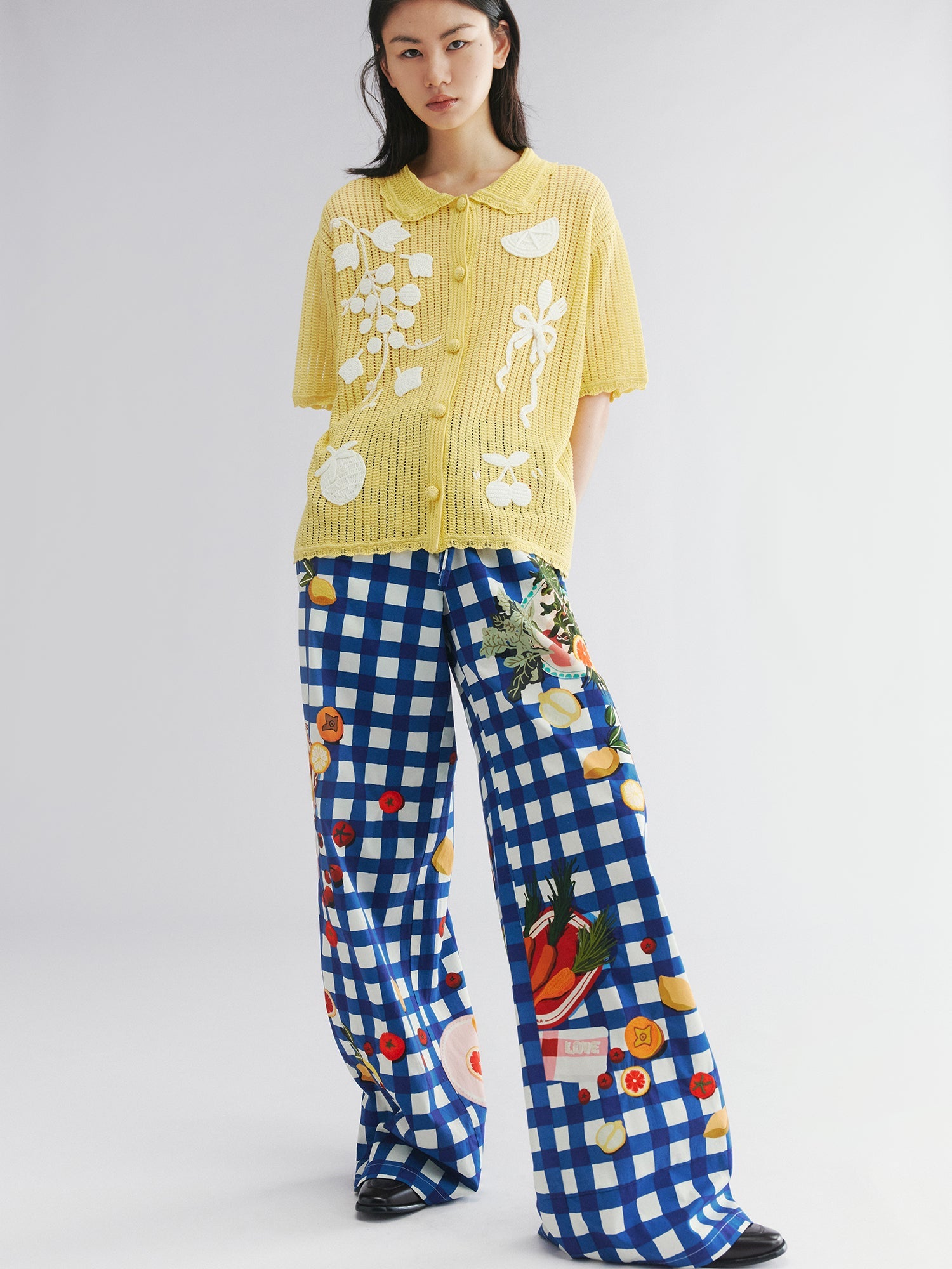 Picnic scene graphic trousers