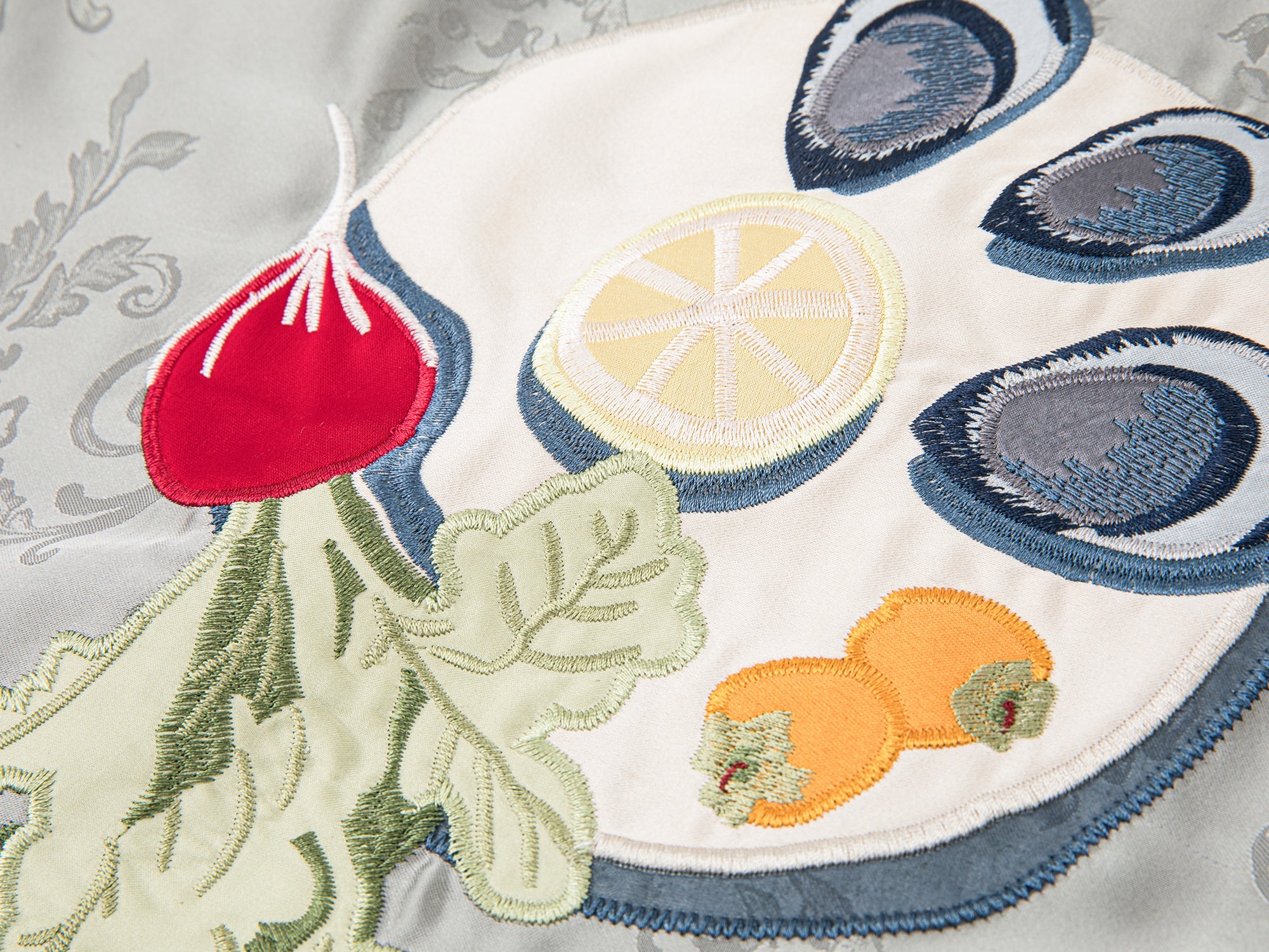 Oyster & wine graphic lounge pants