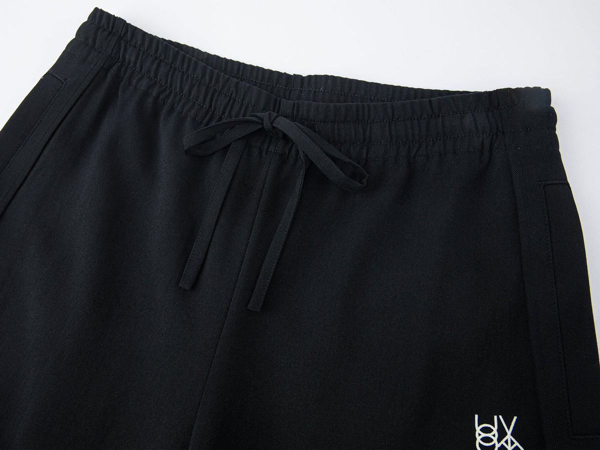 Curved seam fine wool pants