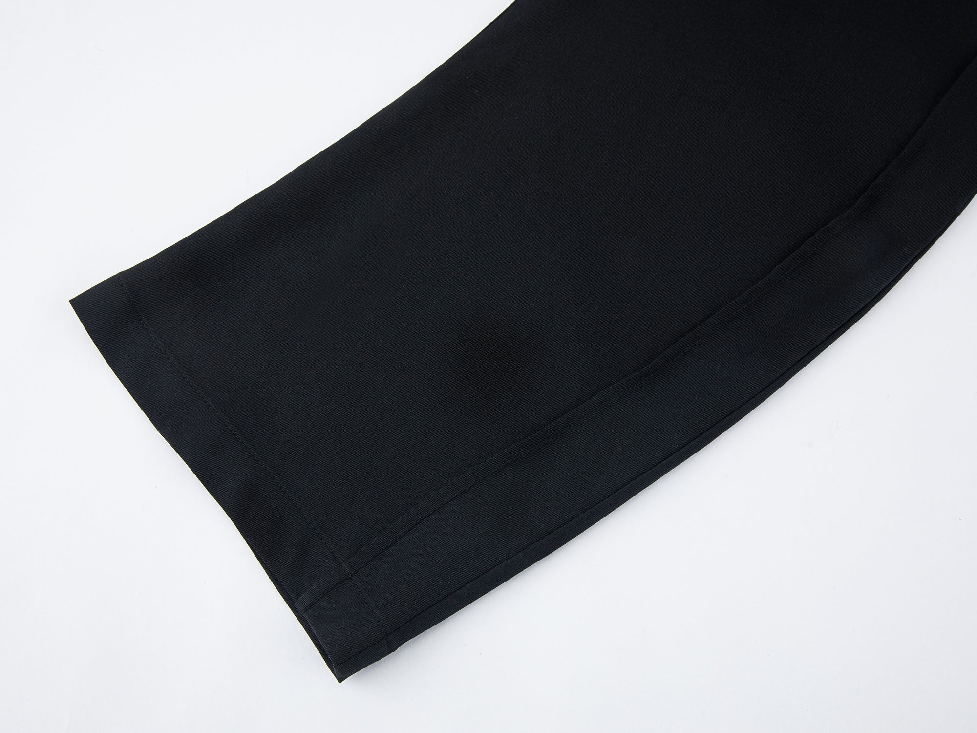 Curved seam fine wool pants