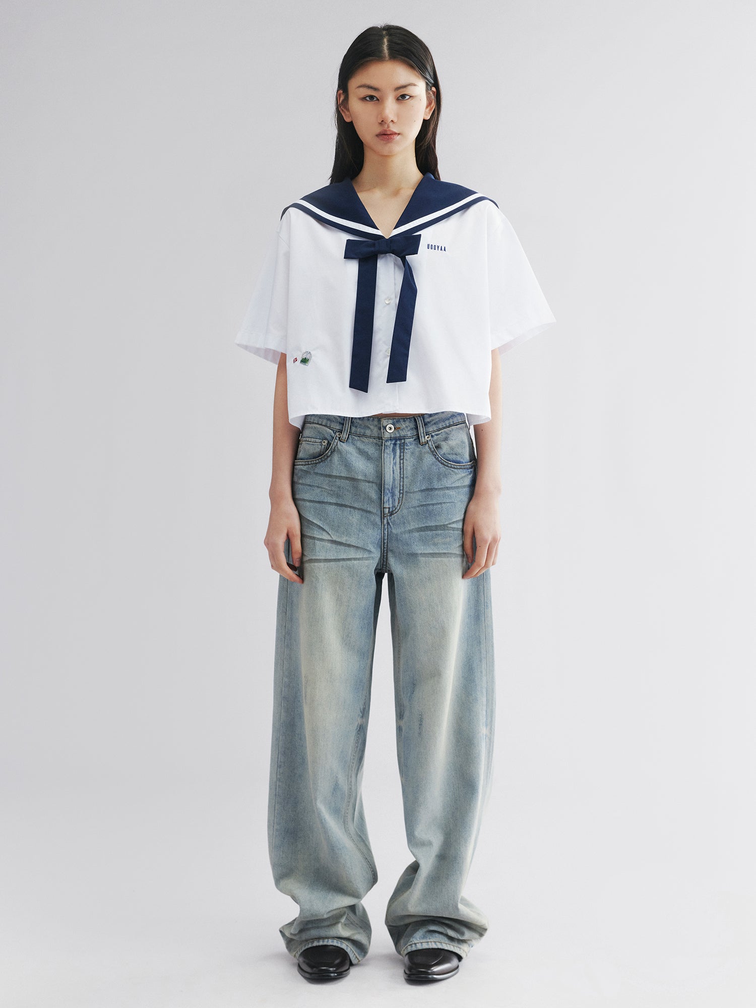 Whiskered crinkled denim pants