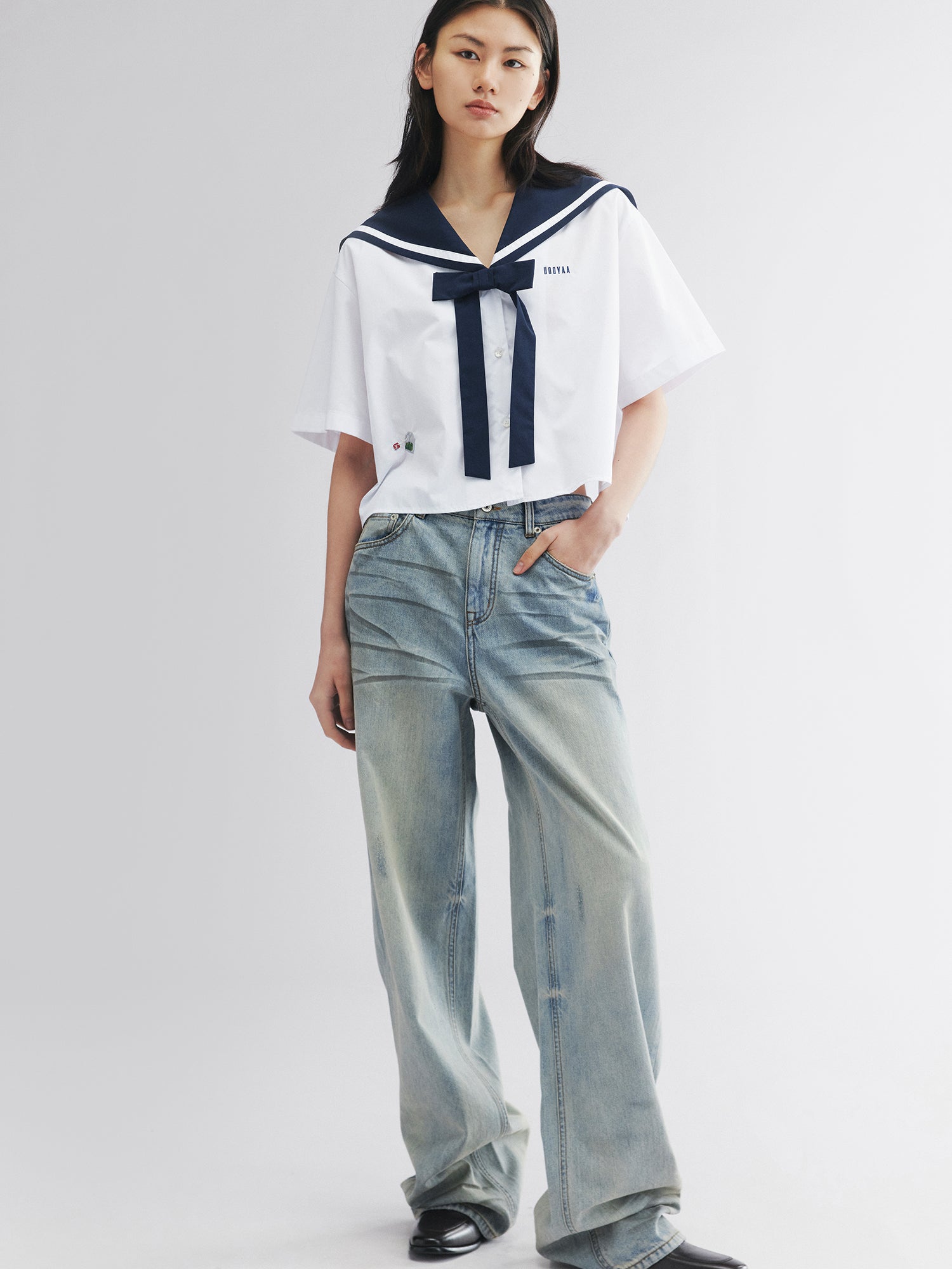 Whiskered crinkled denim pants