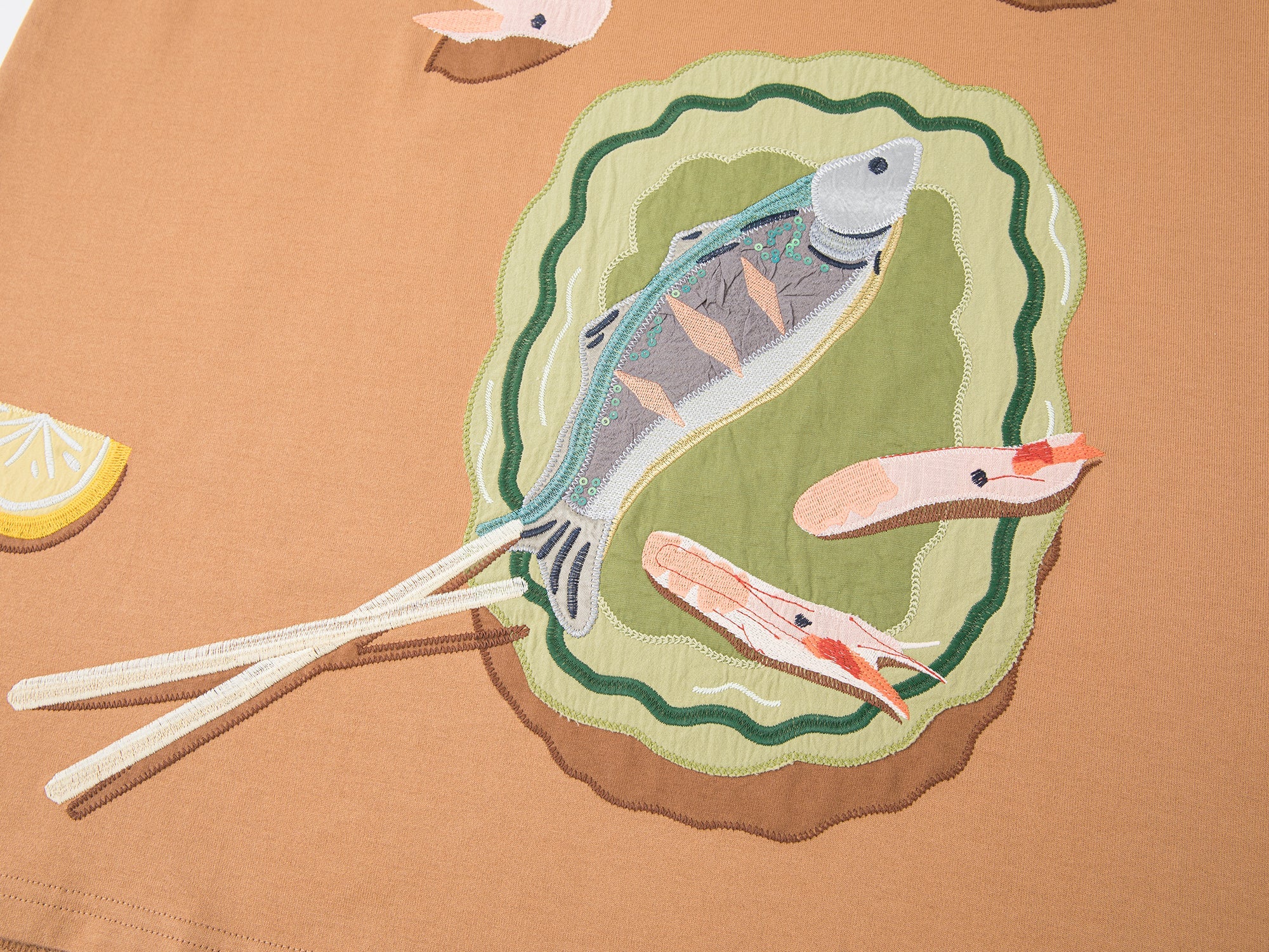 Seafood & wine graphic skirt