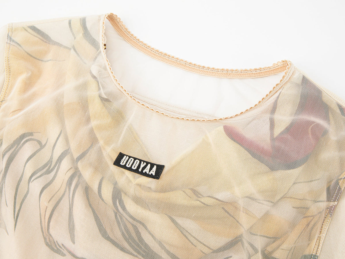 Wrinkled mesh anime layered T-shirt