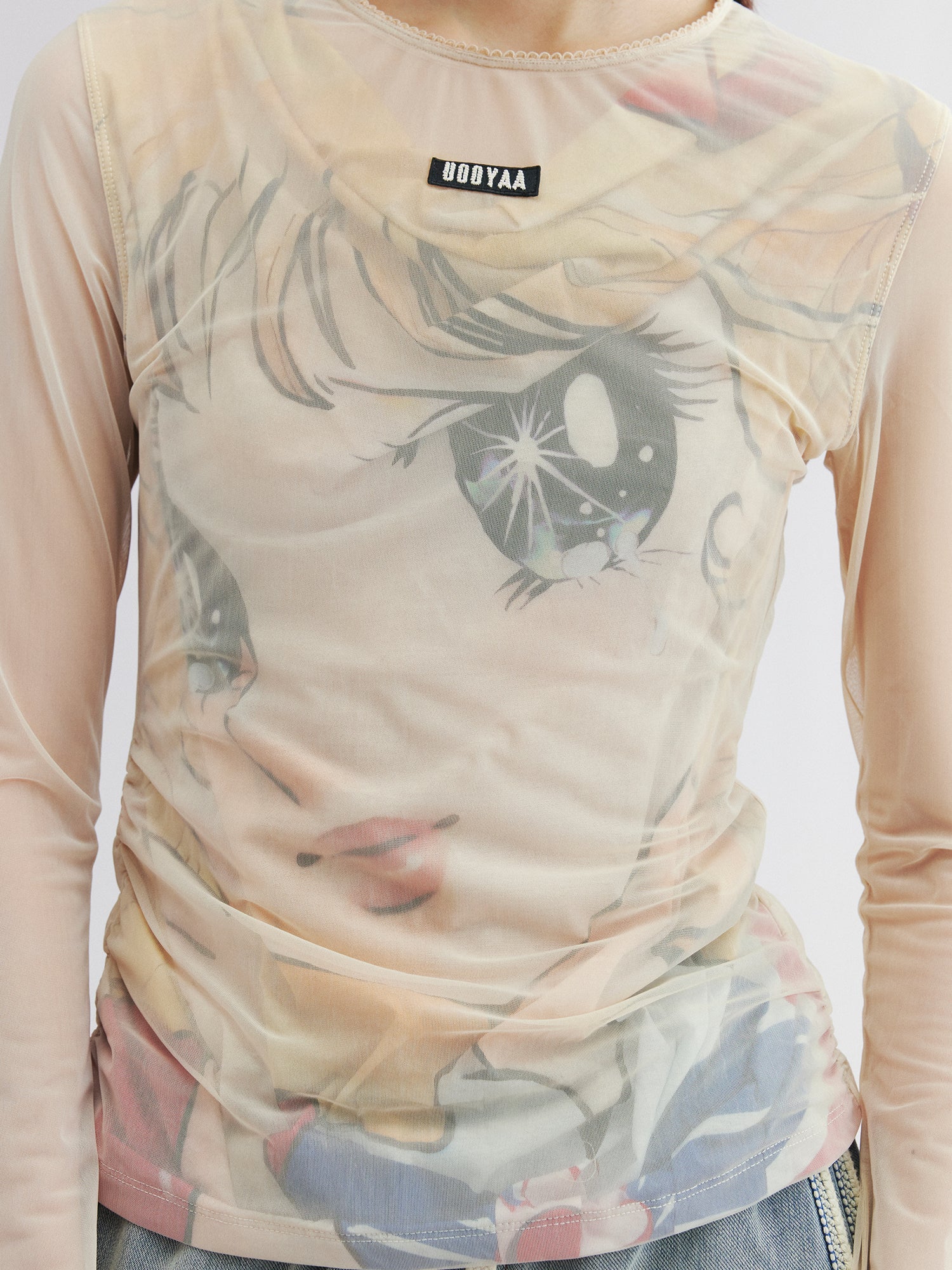 Wrinkled mesh anime layered T-shirt