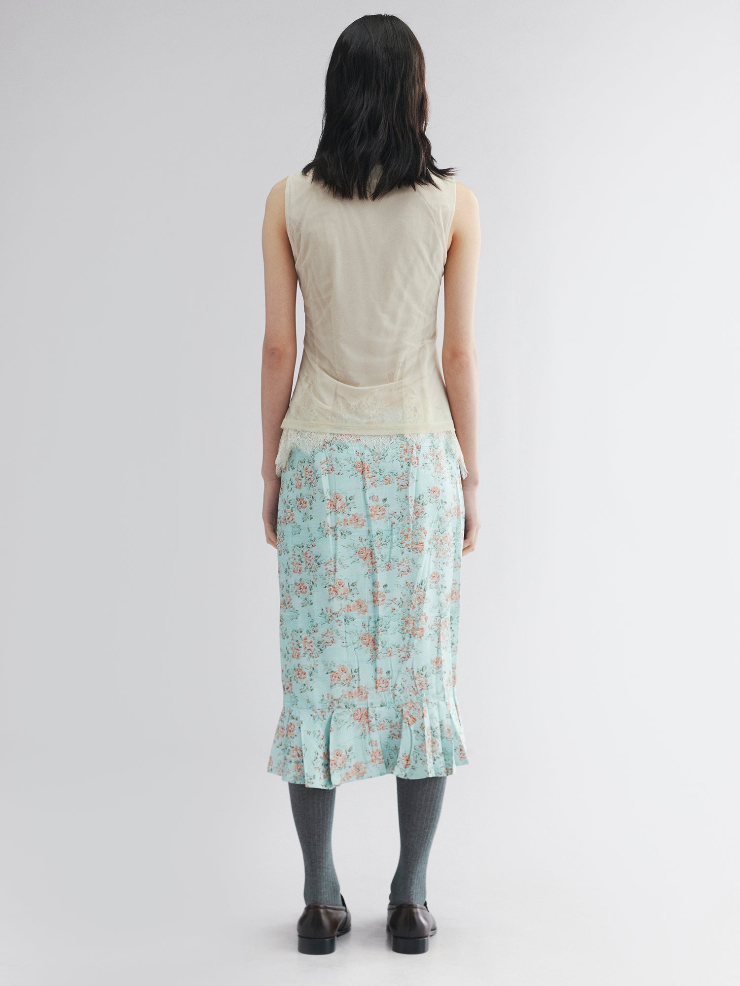 Oil-painted floral crinkle skirt
