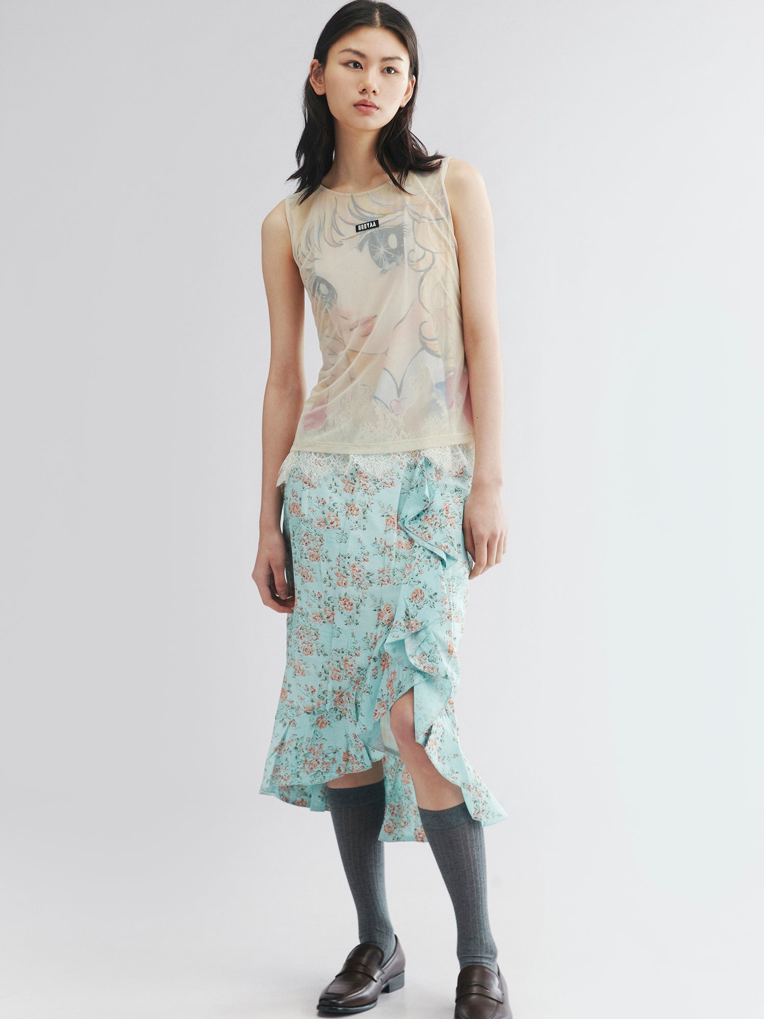 Oil-painted floral crinkle skirt