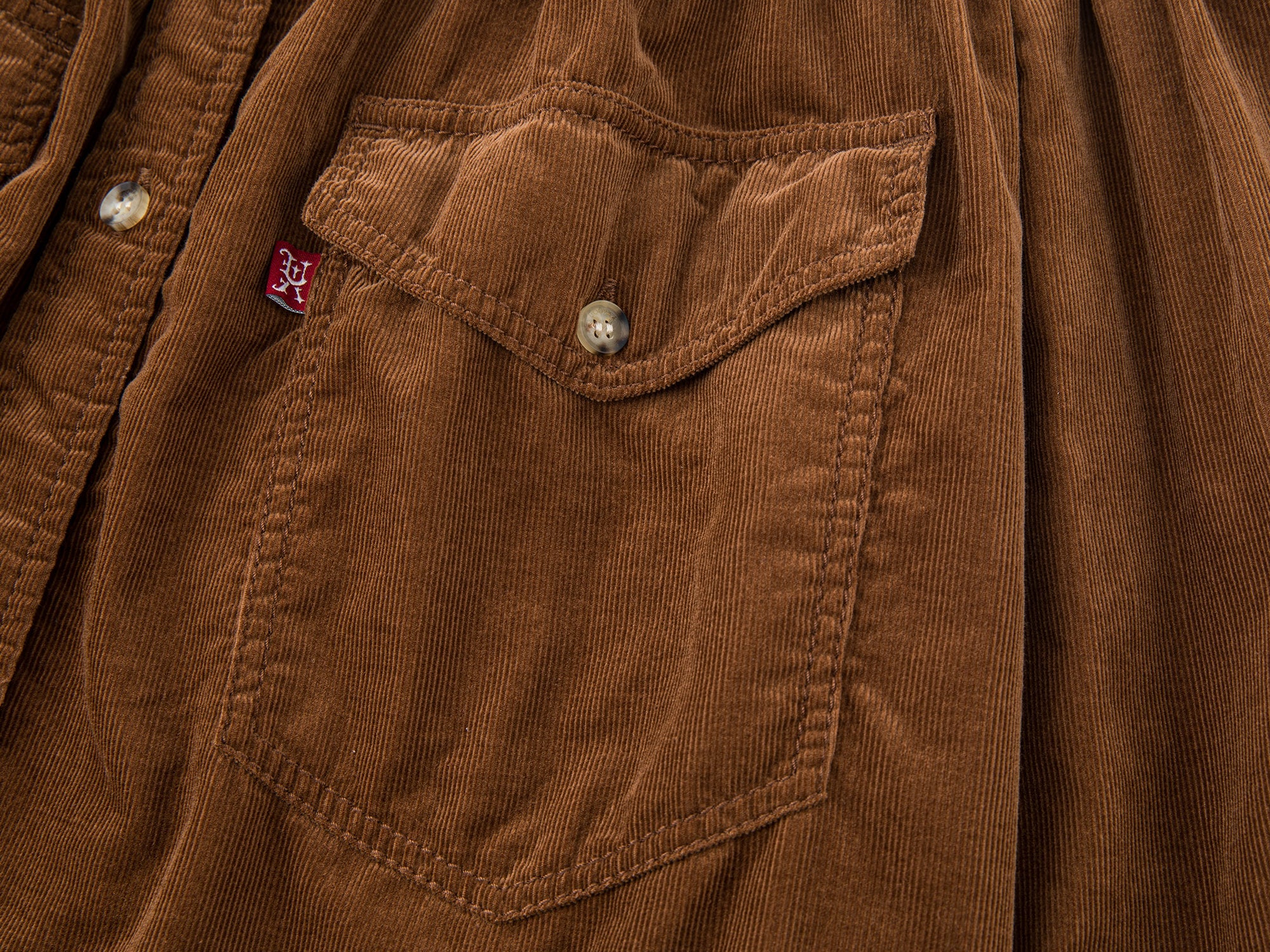 Off-shoulder utility shirt