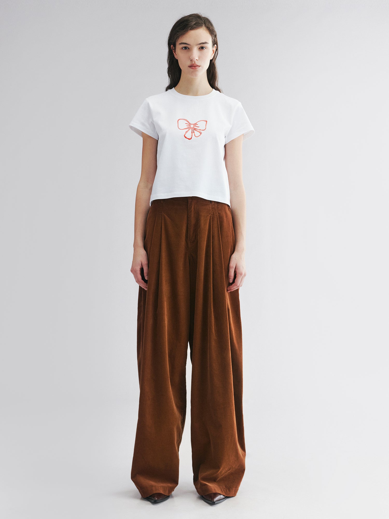 Ketchup bow doodle tee