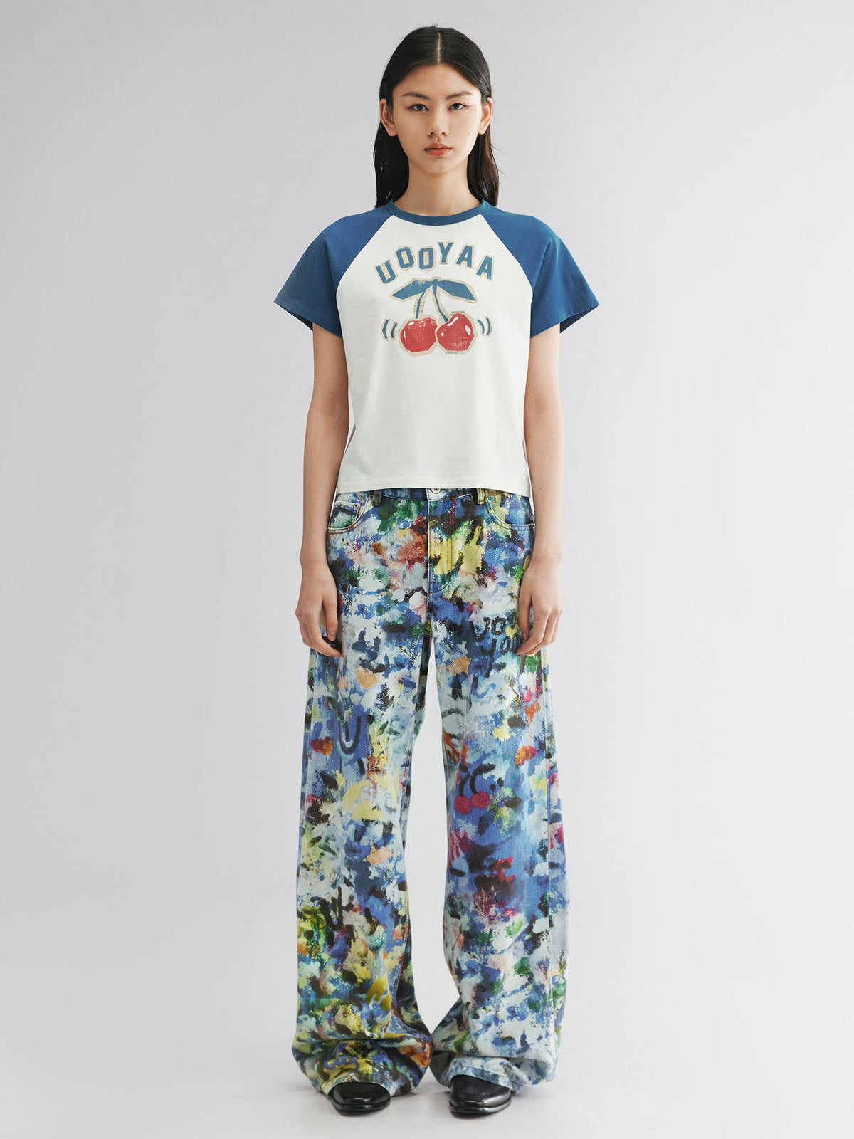 Raglan sleeve tee with sporty cherry print