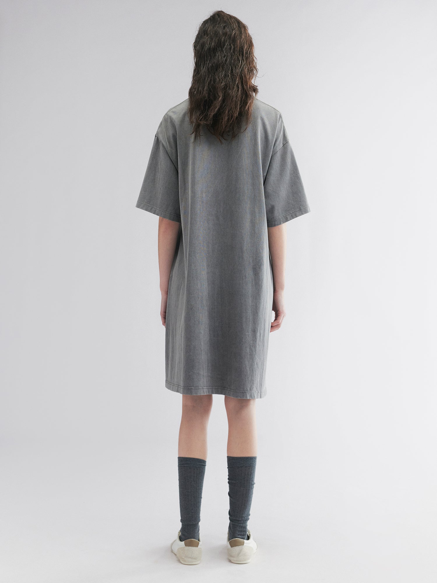 Rose patch t-shirt dress