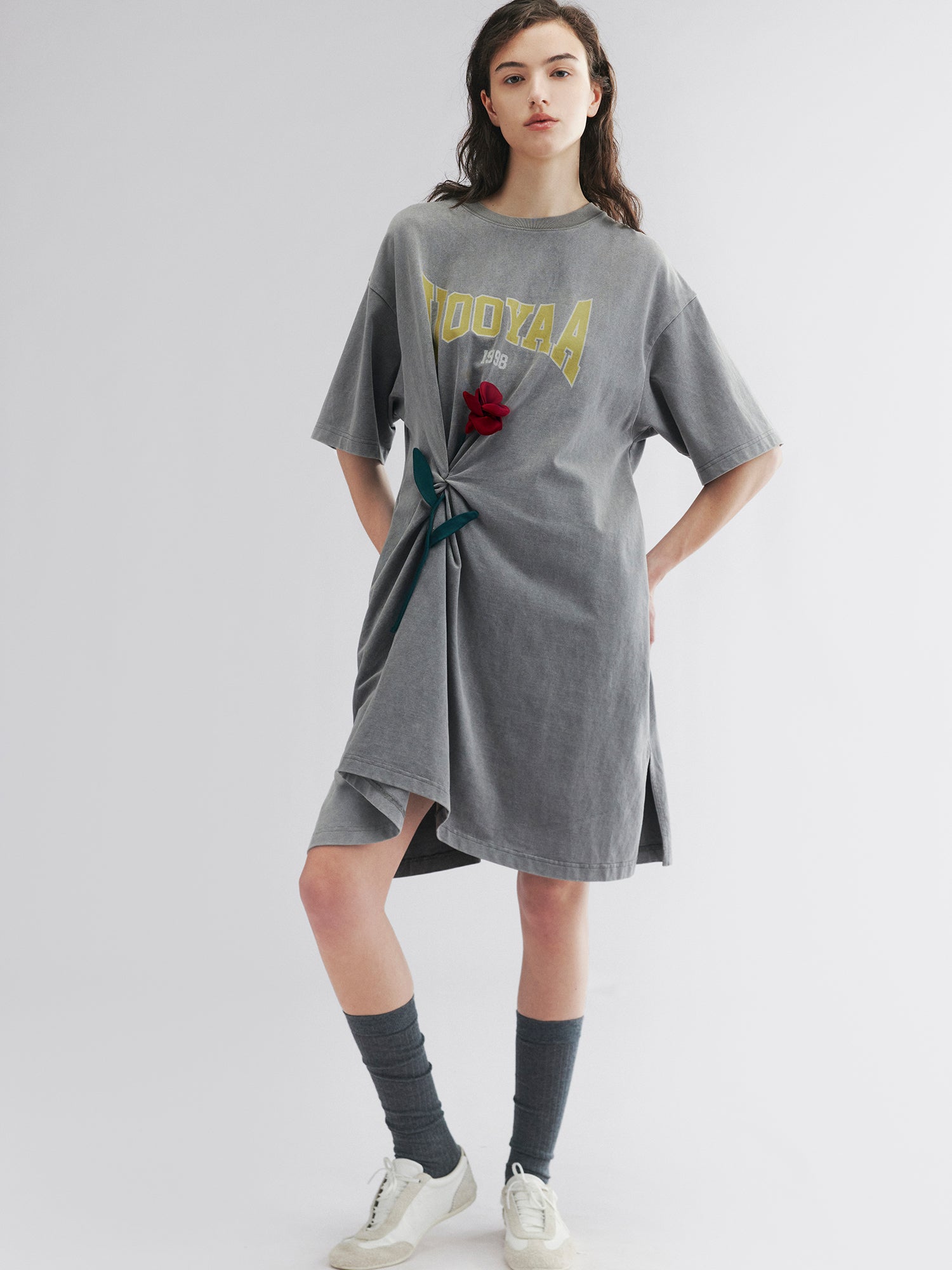 Rose patch t-shirt dress