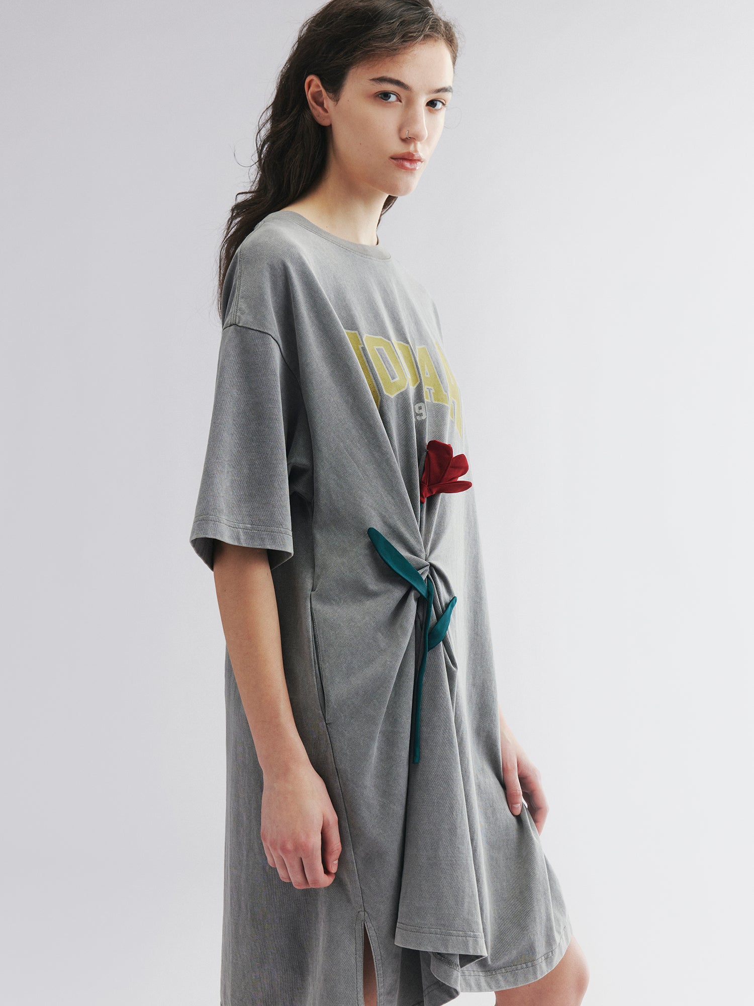 Rose patch t-shirt dress