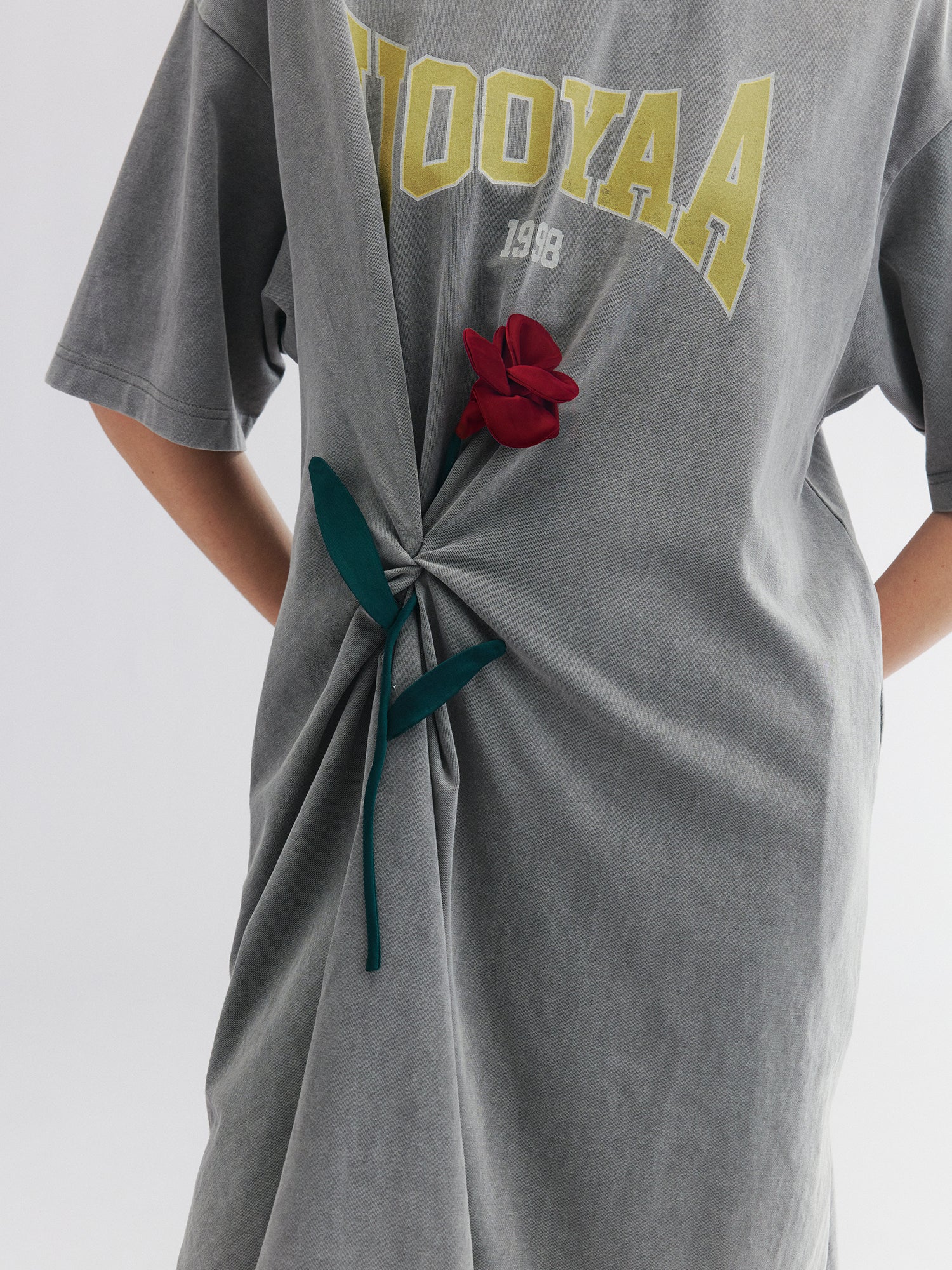 Rose patch t-shirt dress