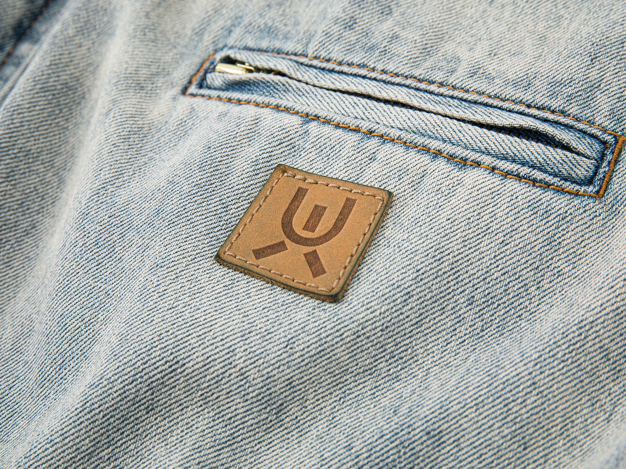 Gradient wash bubble denim jacket