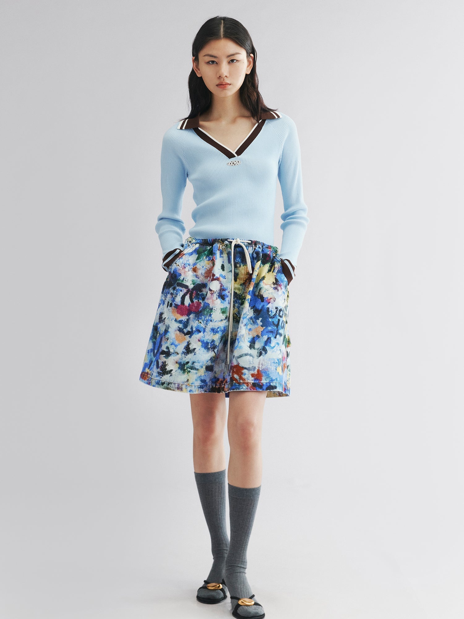 Pullover knit with polo collar