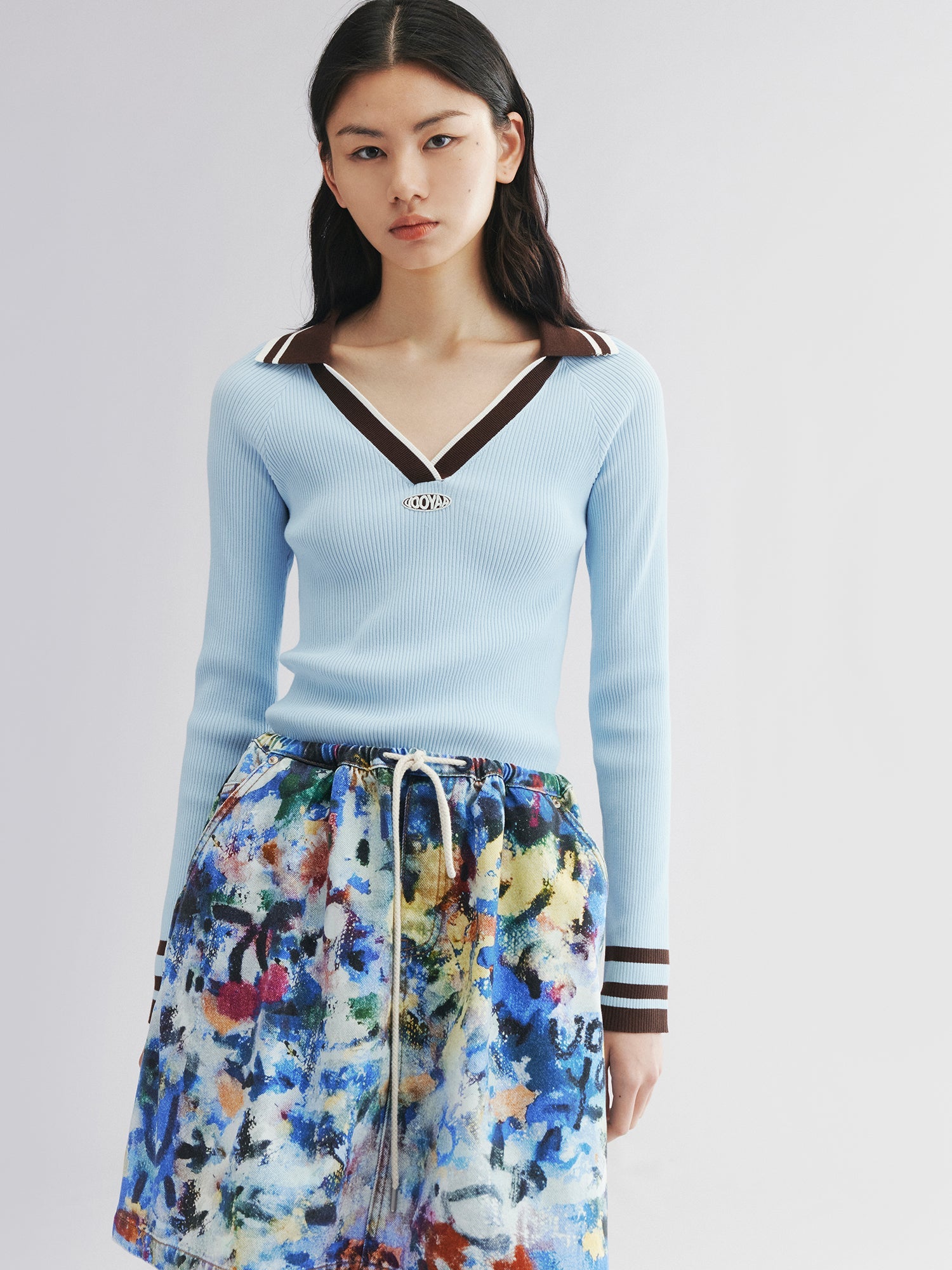 Pullover knit with polo collar