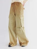 Gradient cargo pants with multiple pockets