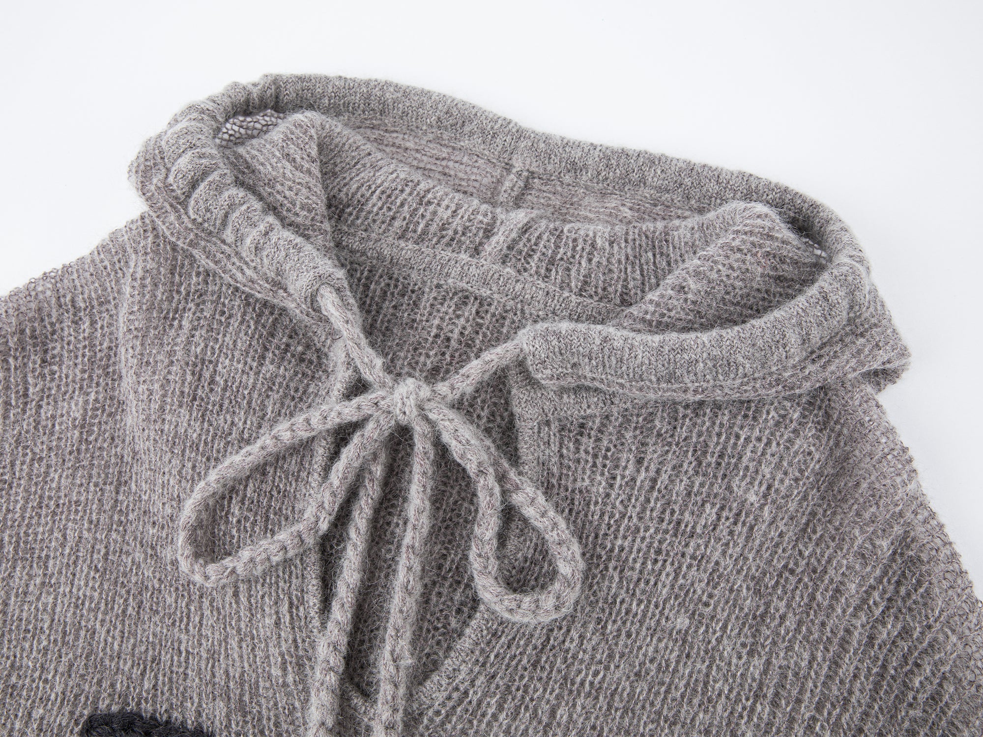 Hooded pullover knit with cherry print