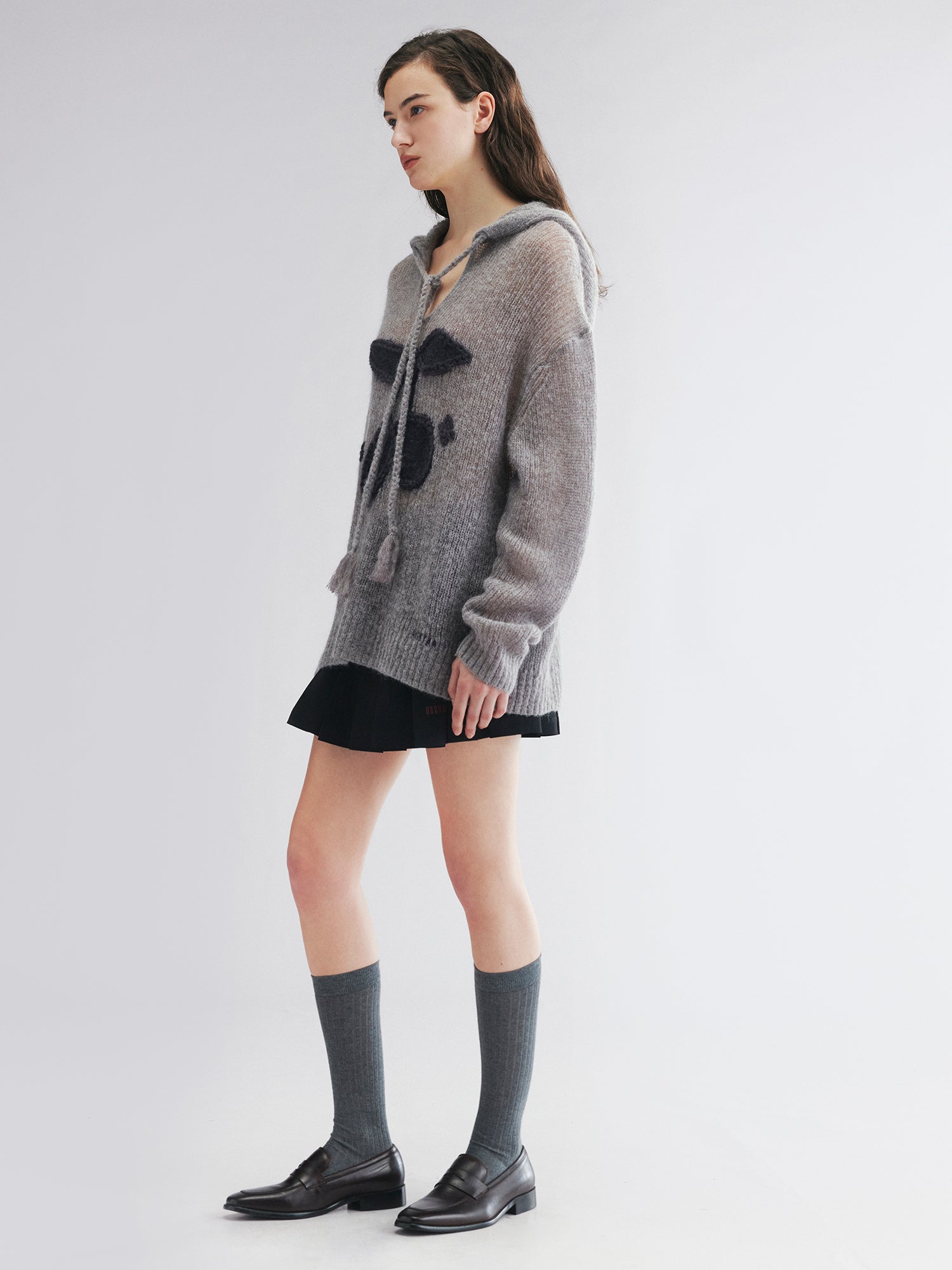 Hooded pullover knit with cherry print