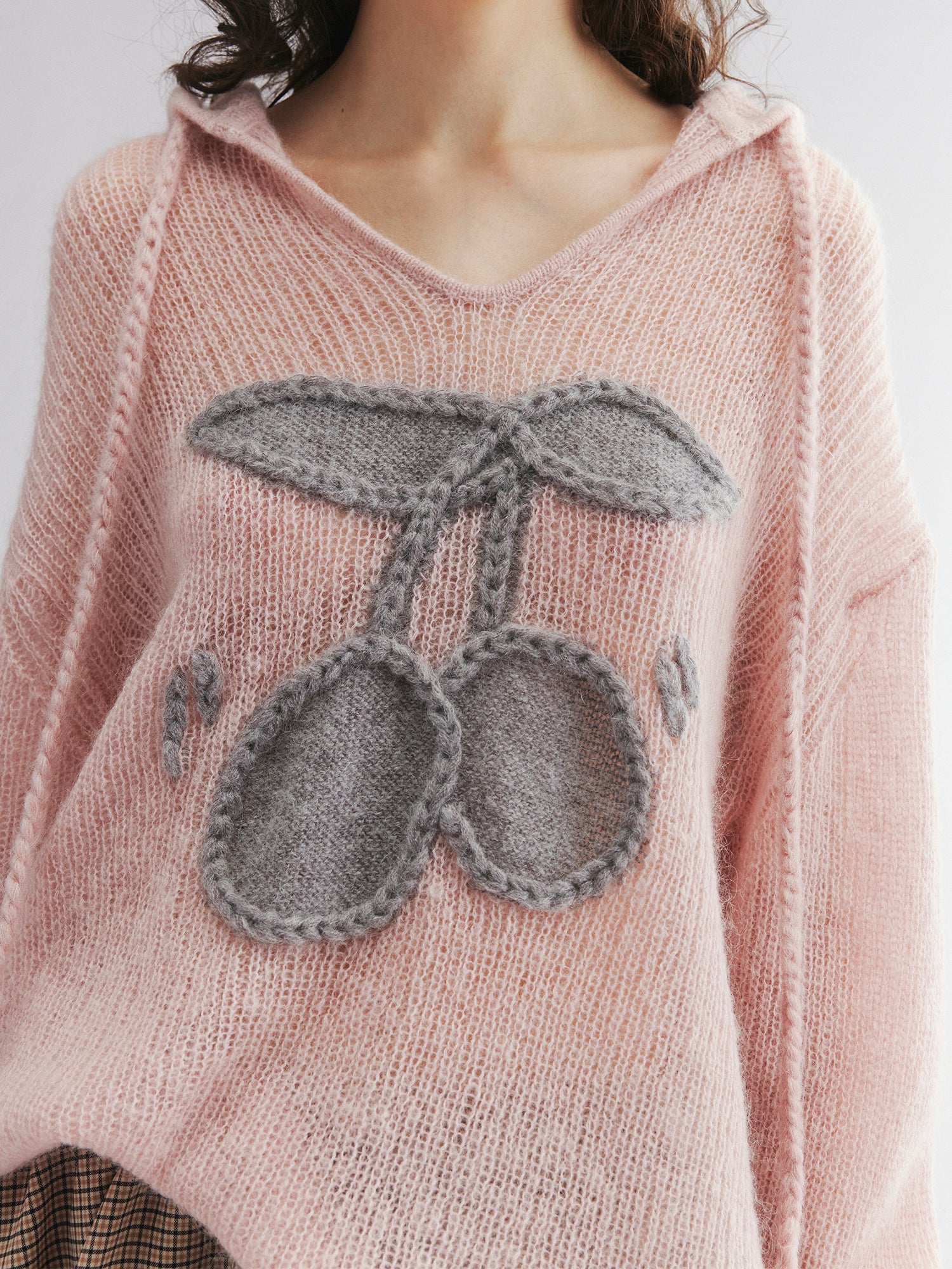 Hooded pullover knit with cherry print