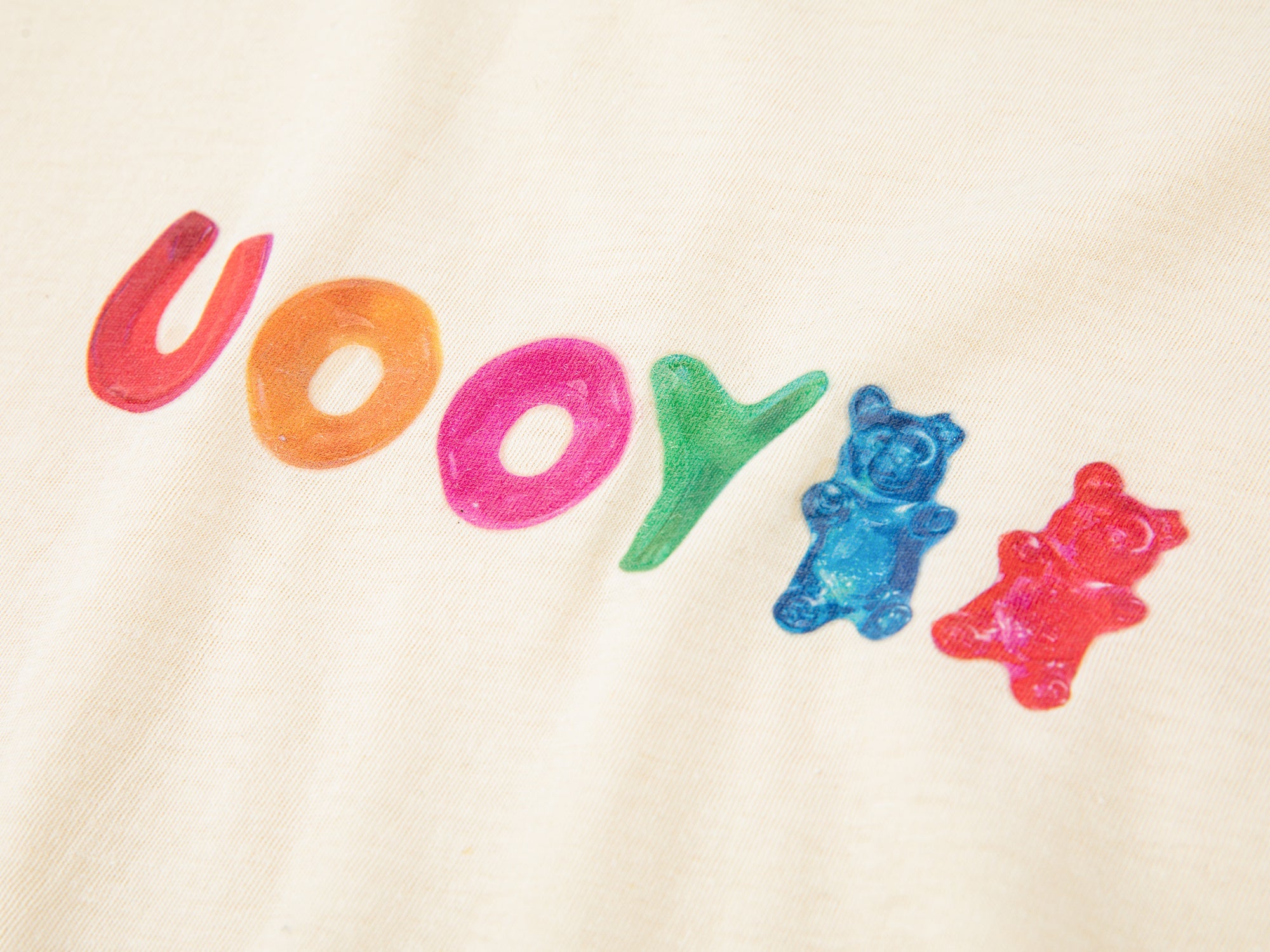 Long sleeve tee with gummy bear logo print