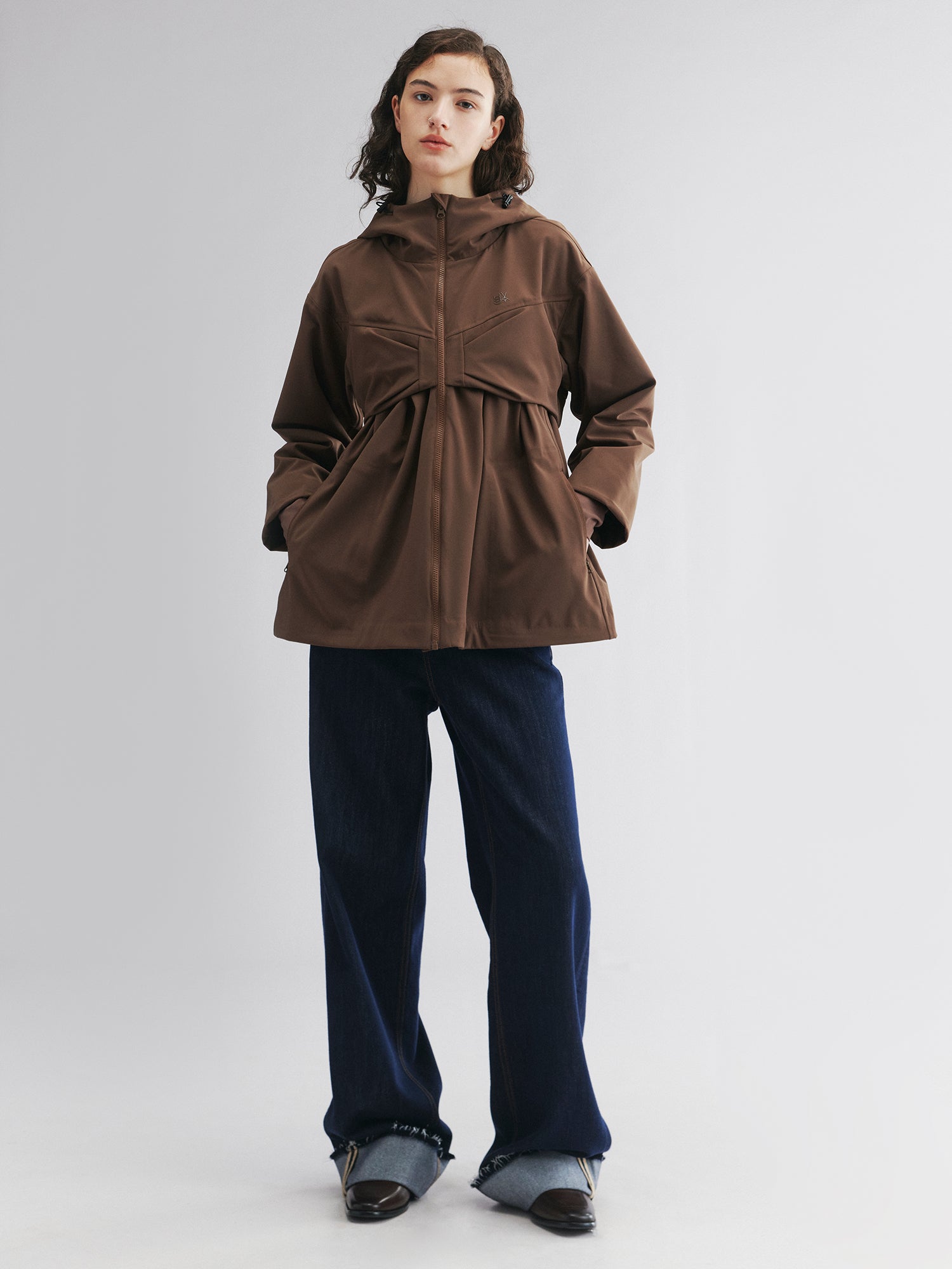 Classic outdoor functional jacket with bow detail