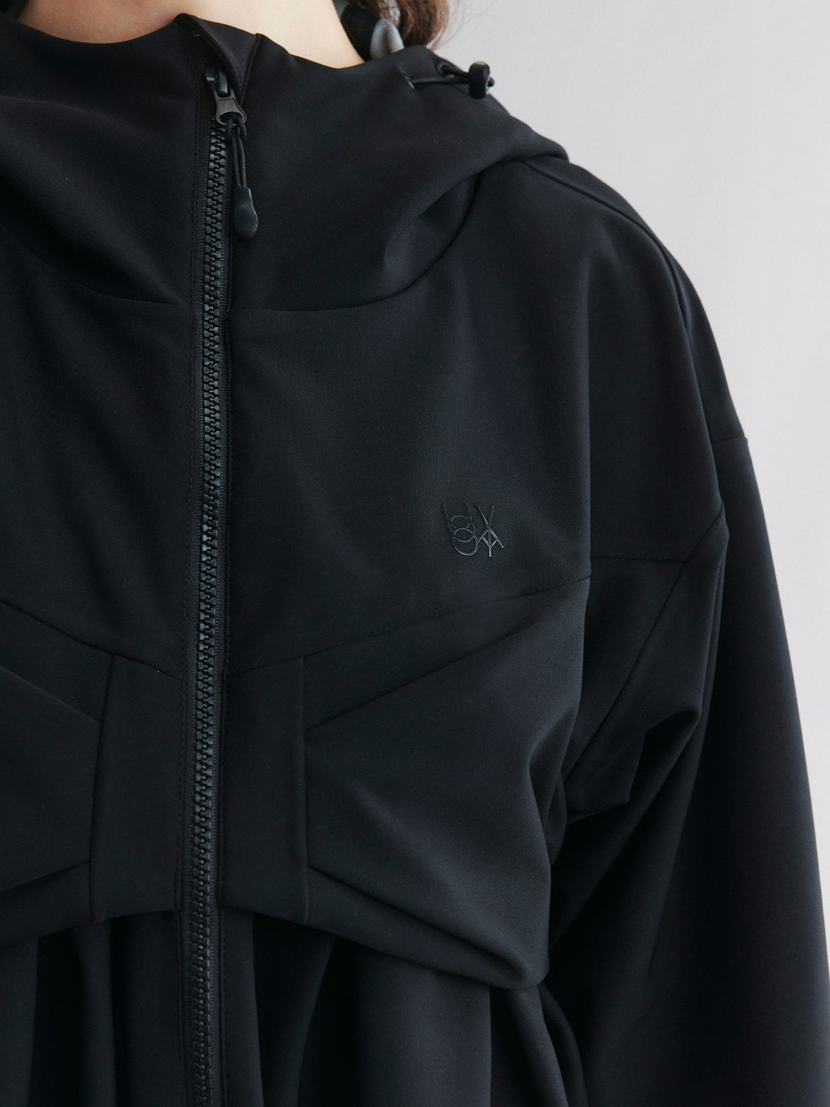 Classic outdoor functional jacket with bow detail