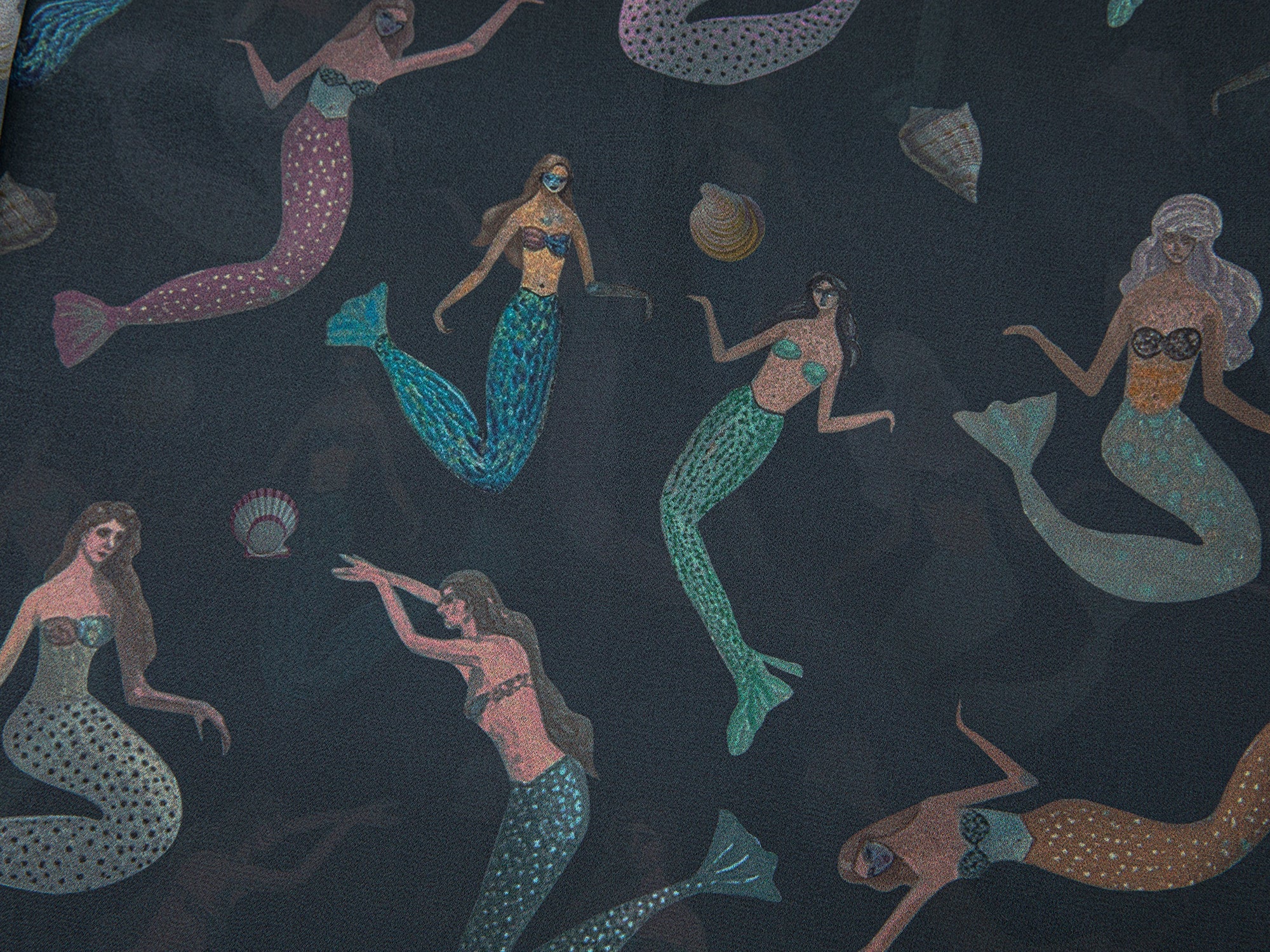 Mermaid ruffle collar shirt