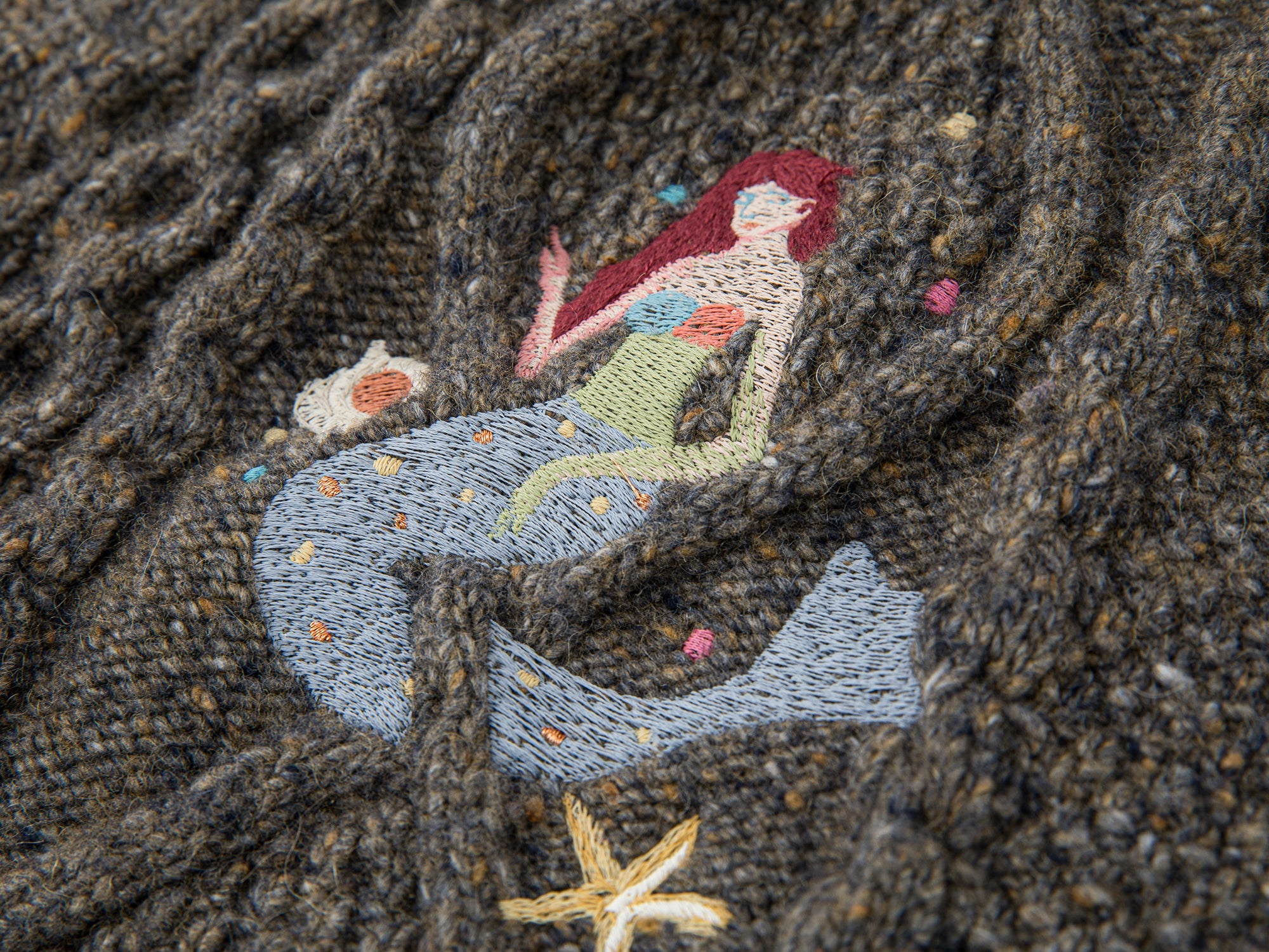 Cable knit collar cardigan