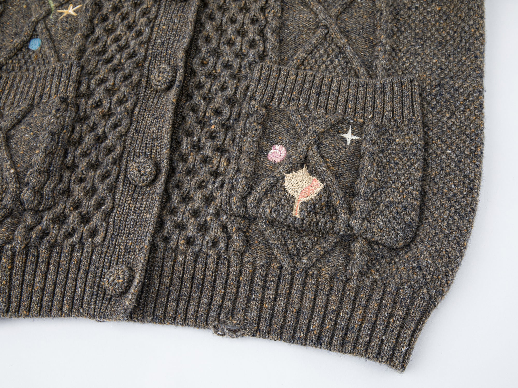 Cable knit collar cardigan